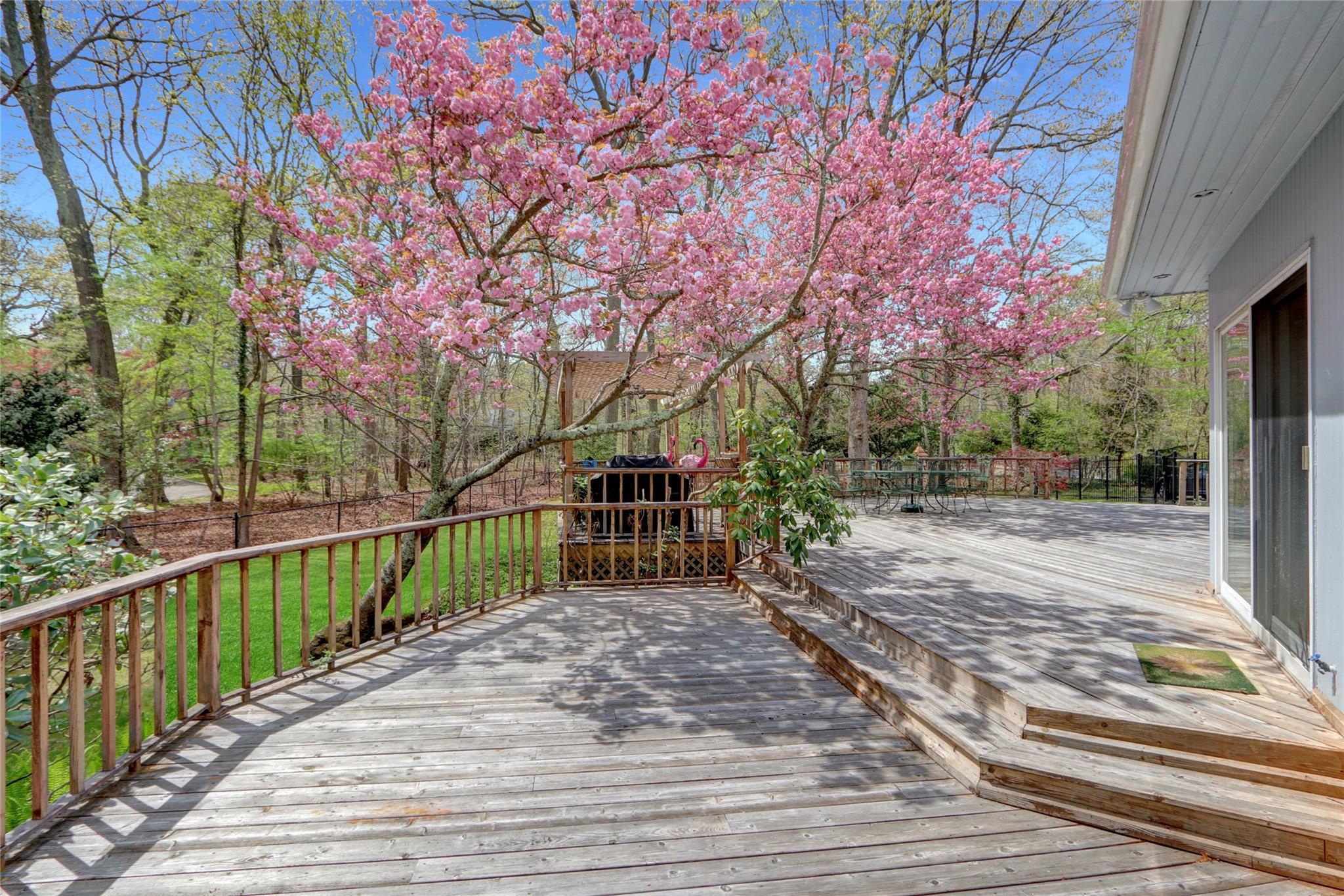 Single Family Old Homestead  Suffolk County, NY 11777, MLS-851352-34