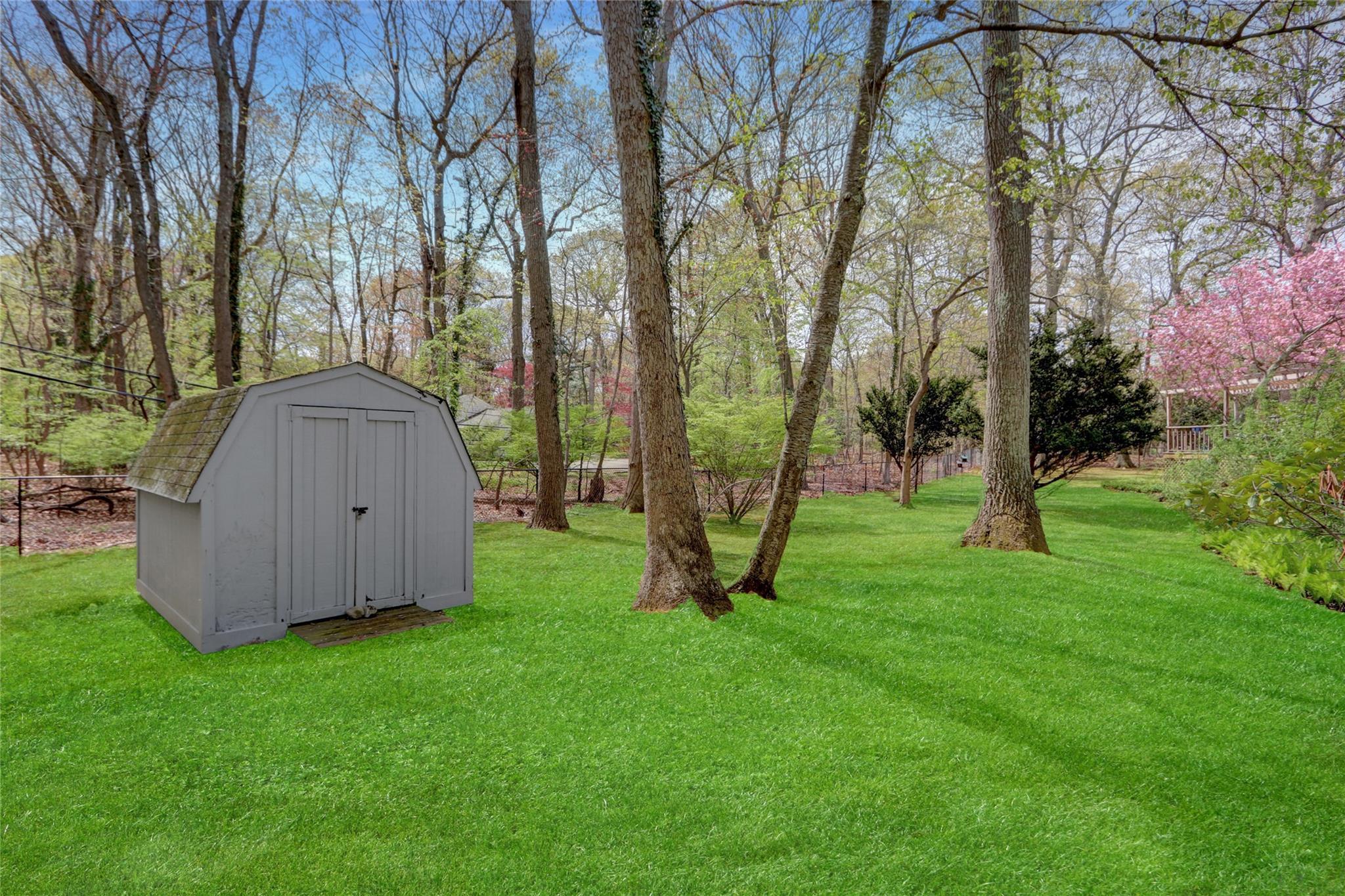Single Family Old Homestead  Suffolk County, NY 11777, MLS-851352-37