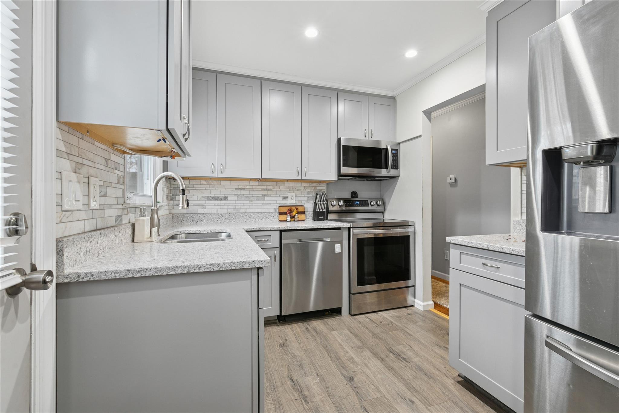 Single Family Ridge  Suffolk County, NY 11961, MLS-851355-16