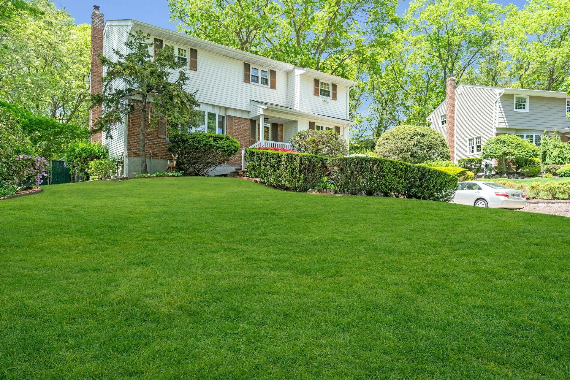 Single Family Robin  Suffolk County, NY 11788, MLS-851359-3
