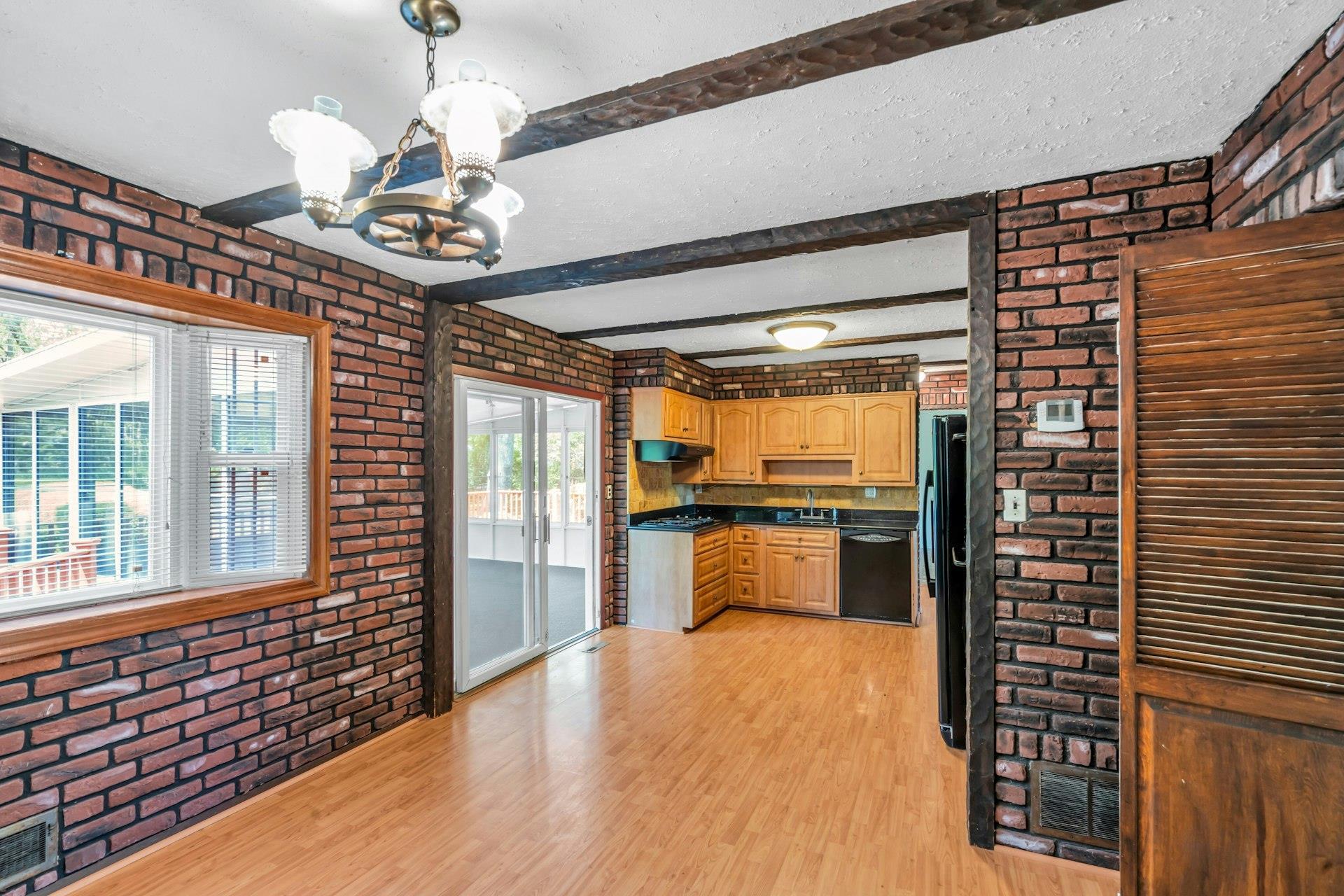 Single Family Robin  Suffolk County, NY 11788, MLS-851359-6