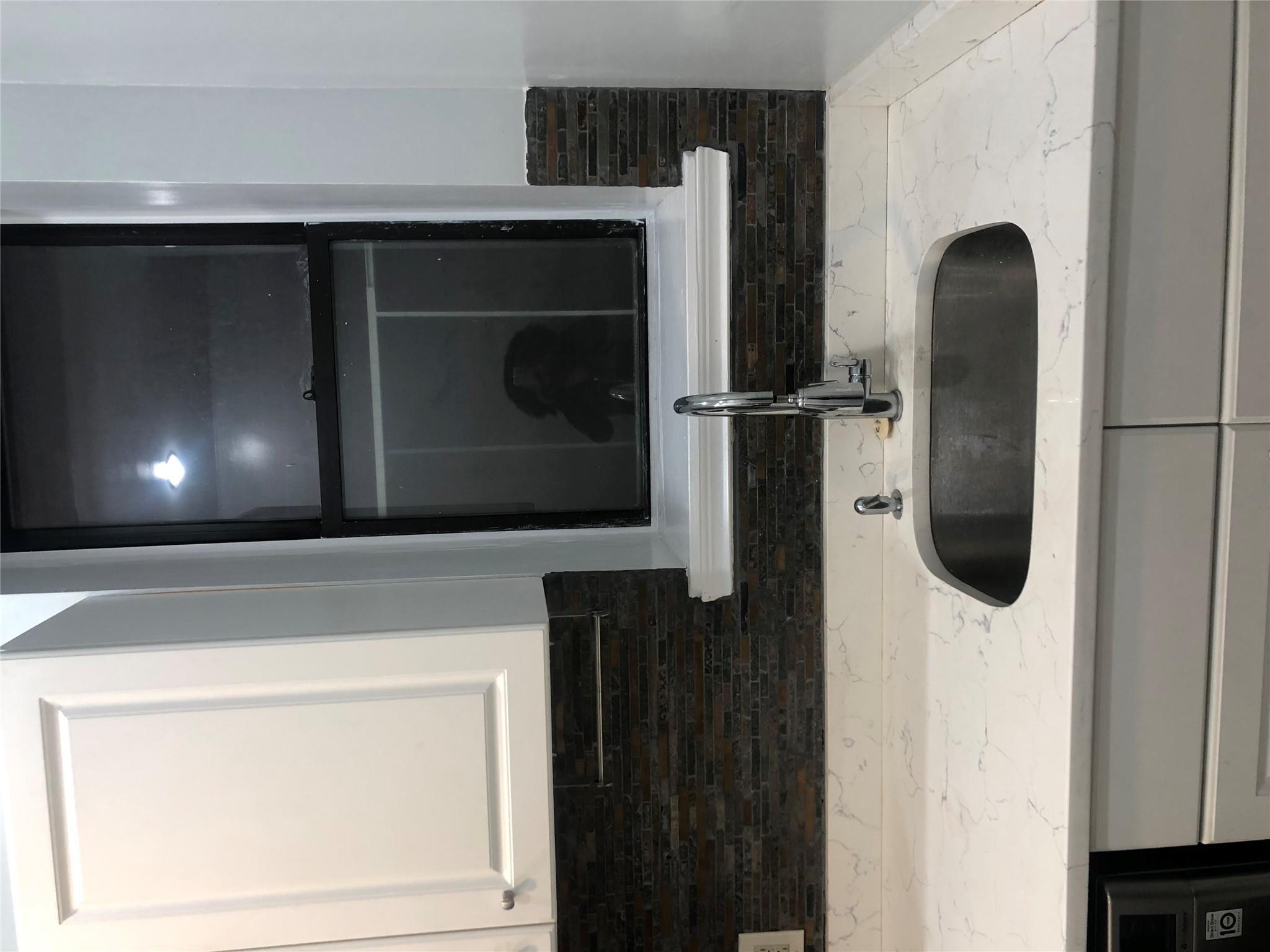 Apartment 156th  Manhattan, NY 10032, MLS-851360-7