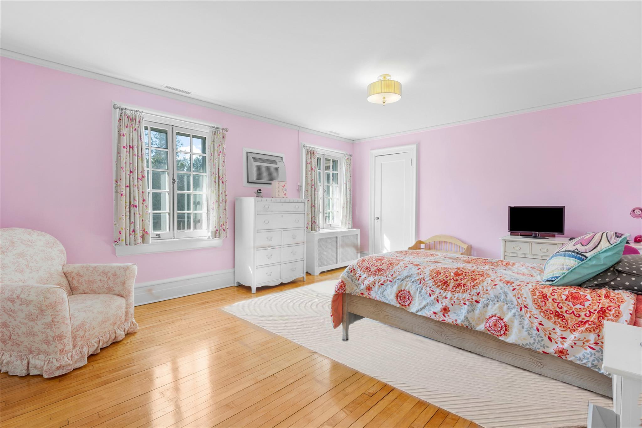 Single Family Boston Post  Westchester County, NY 10803, MLS-851362-21