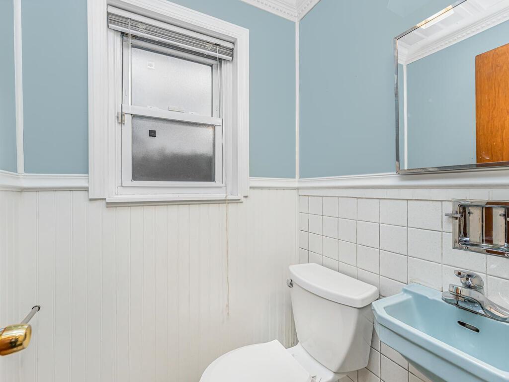 Commercial Lease Roberts  Bronx, NY 10461, MLS-851367-11