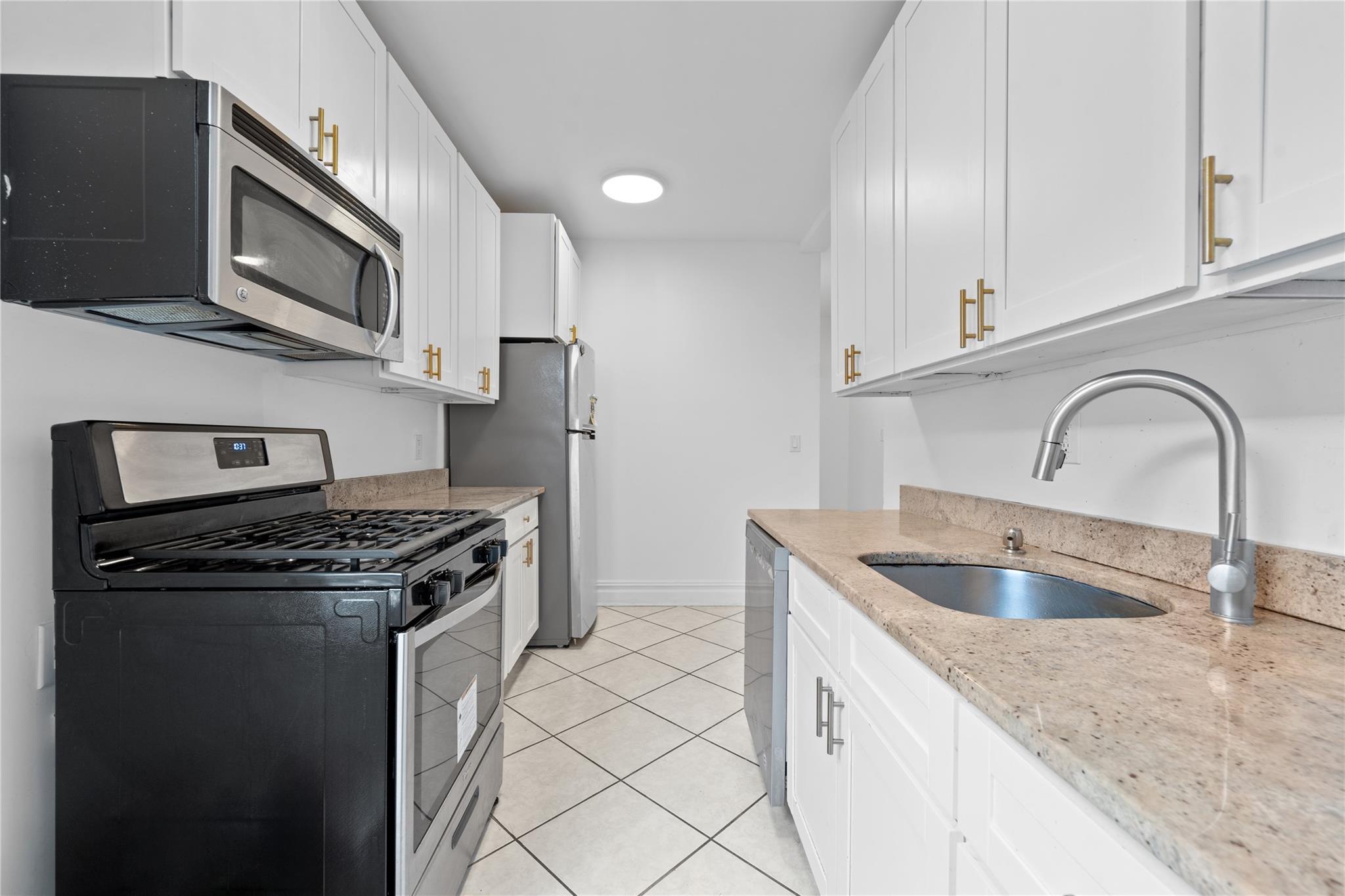 Coop Walton  Bronx, NY 10451, MLS-851376-13