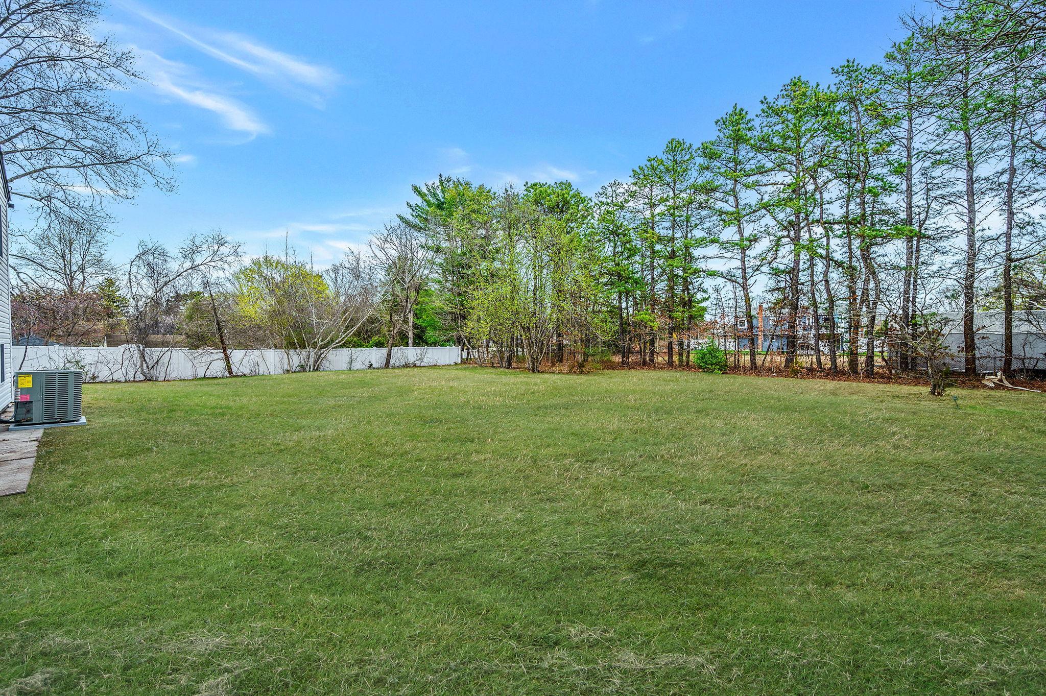 Single Family Lincoln  Suffolk County, NY 11716, MLS-851377-28