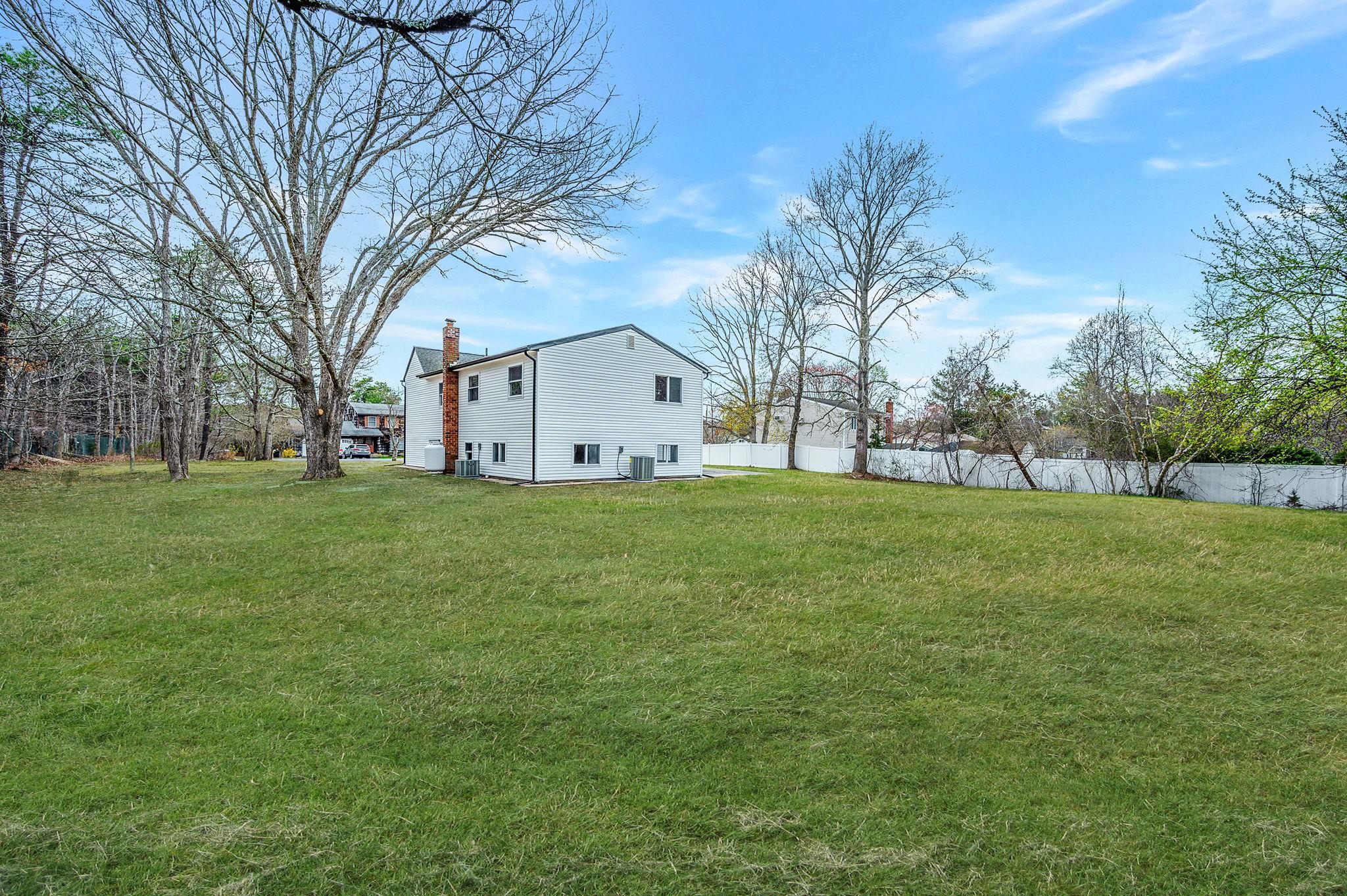 Single Family Lincoln  Suffolk County, NY 11716, MLS-851377-29