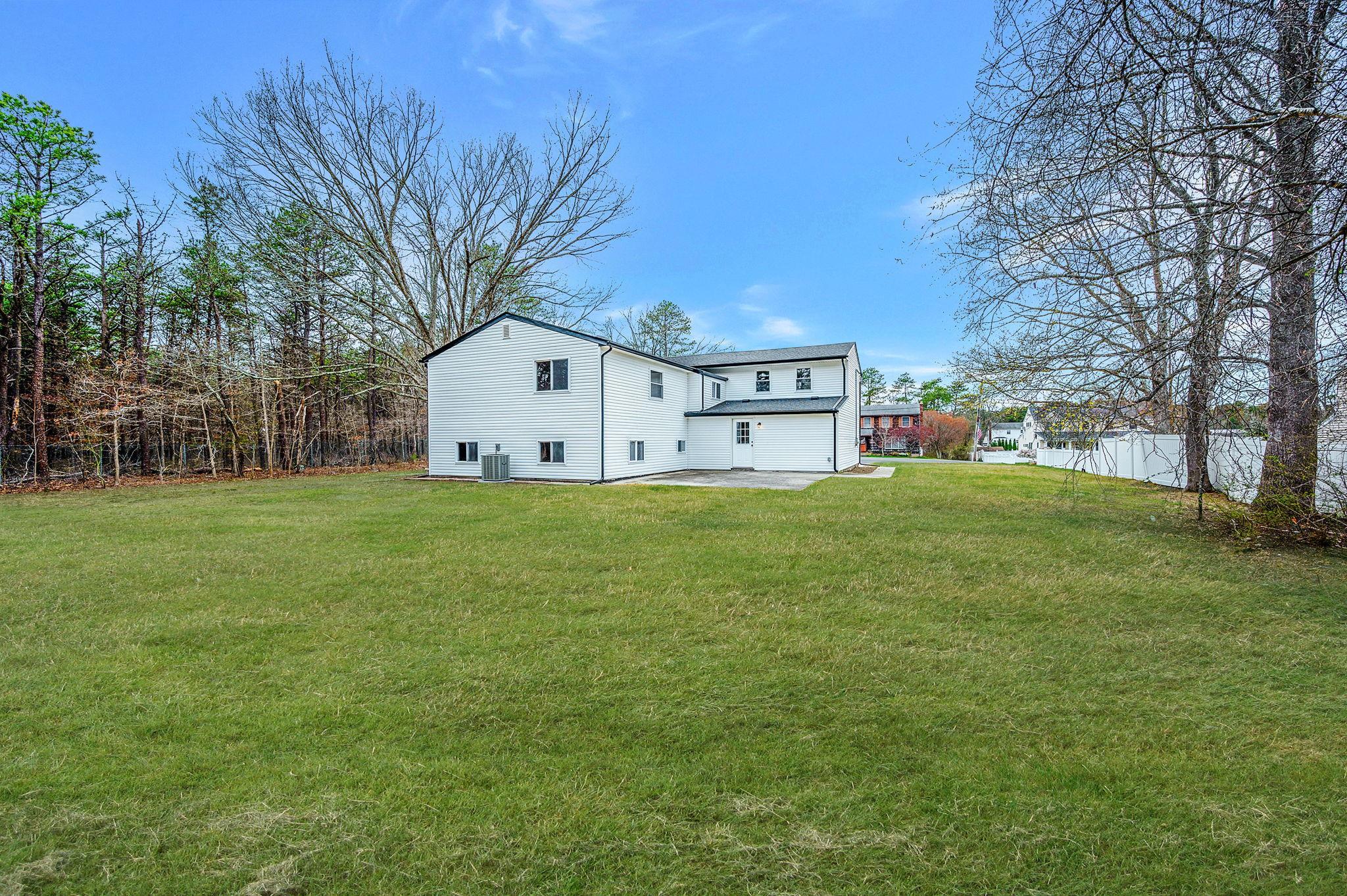 Single Family Lincoln  Suffolk County, NY 11716, MLS-851377-31