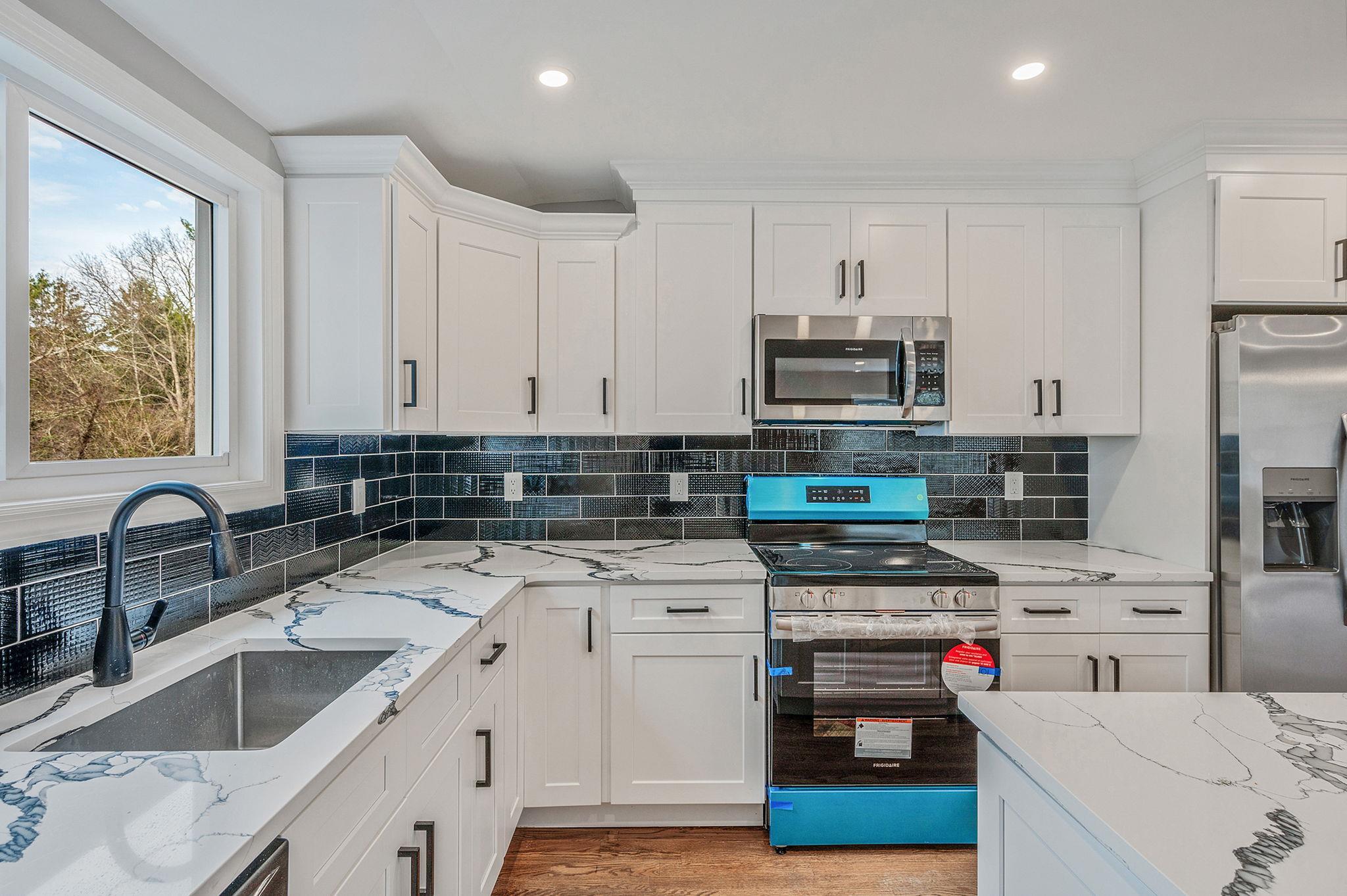 Single Family Lincoln  Suffolk County, NY 11716, MLS-851377-8