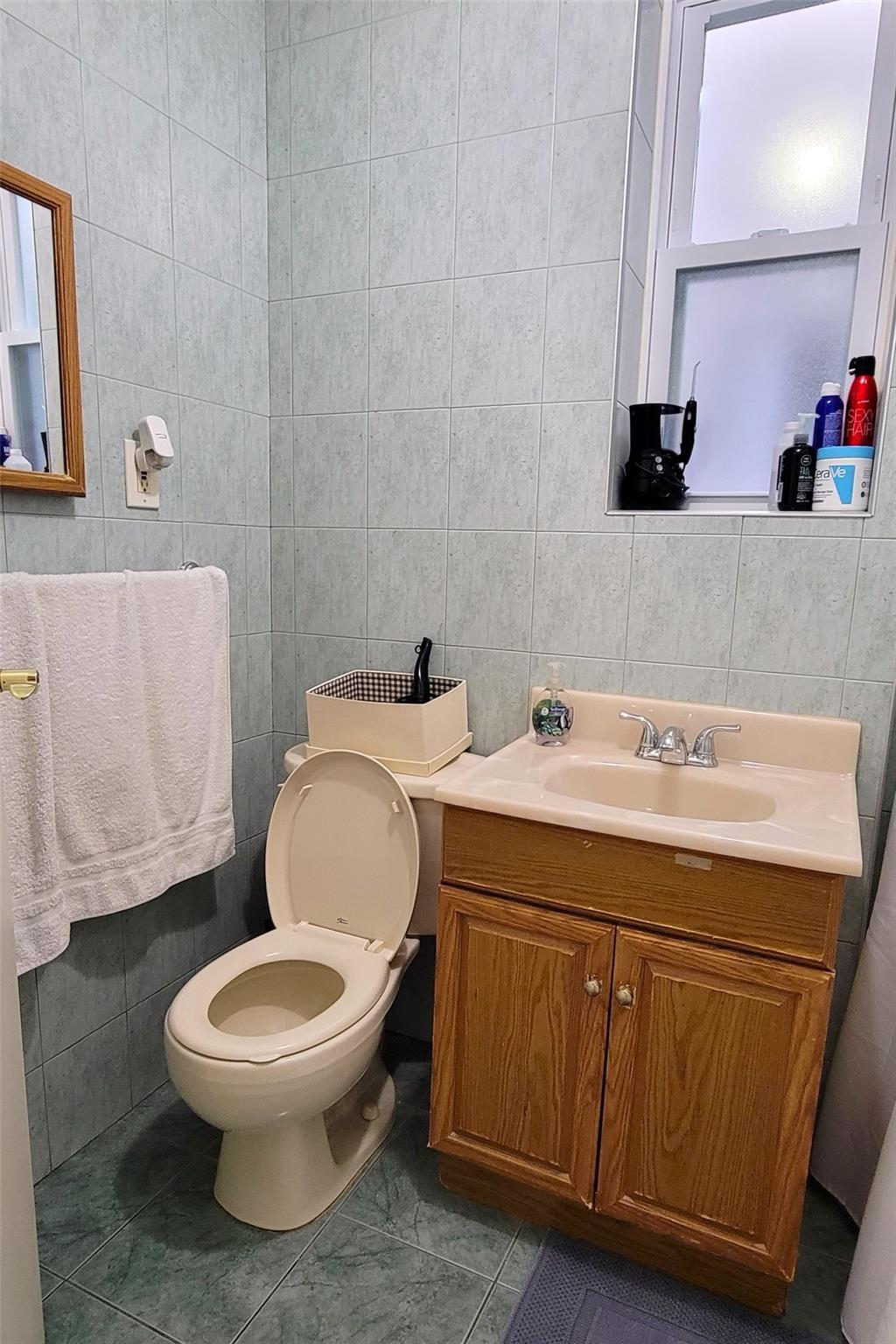 Apartment 38th  Queens, NY 11101, MLS-851401-10