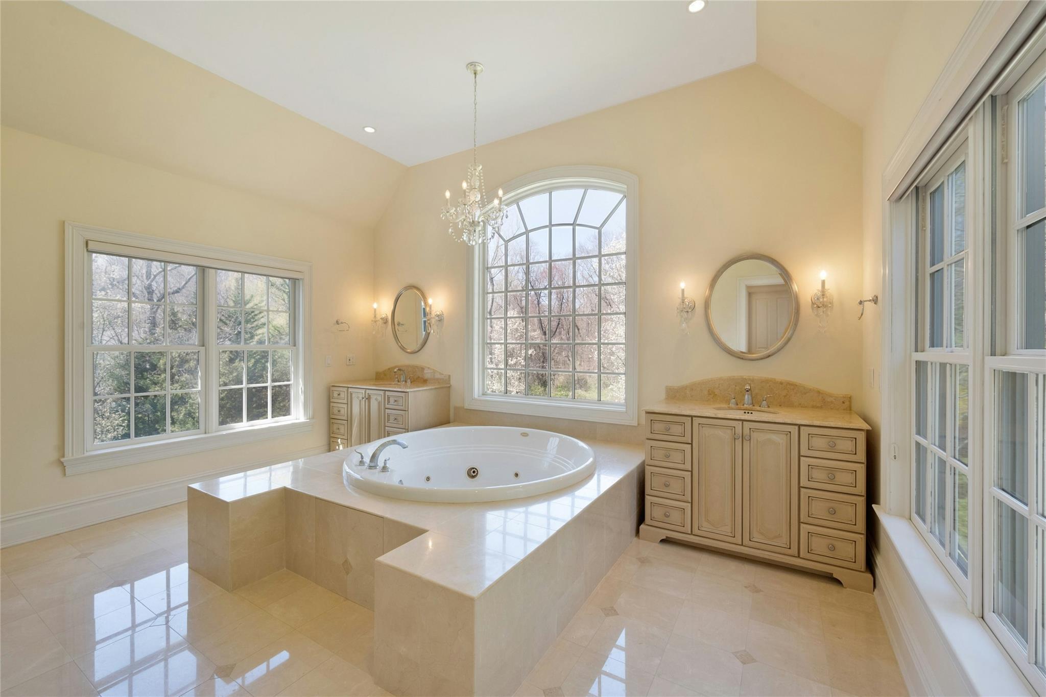 Single Family Woodlands  Westchester County, NY 10528, MLS-851405-22