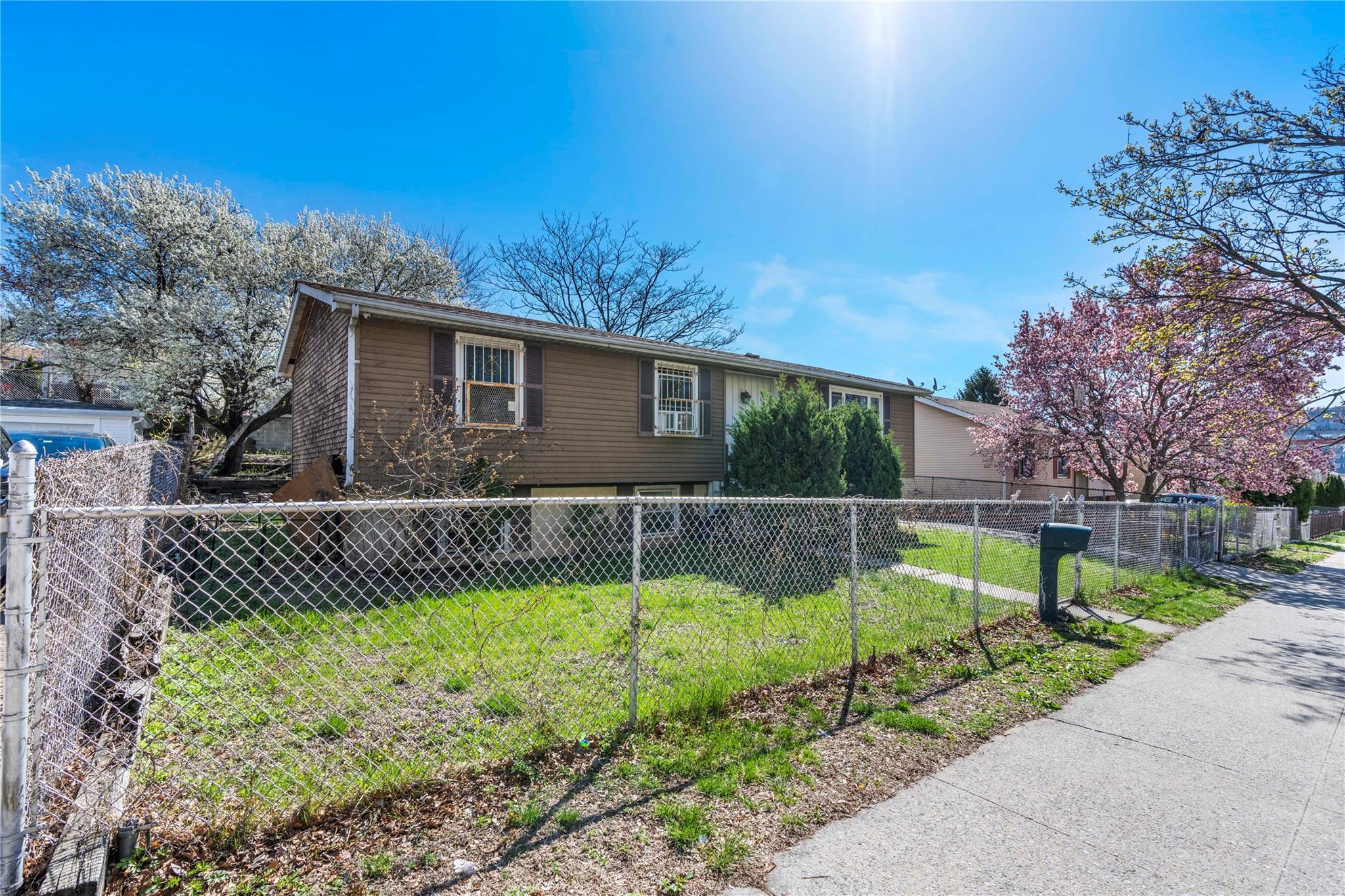 Single Family Louis Nine  Bronx, NY 10459, MLS-851407-2