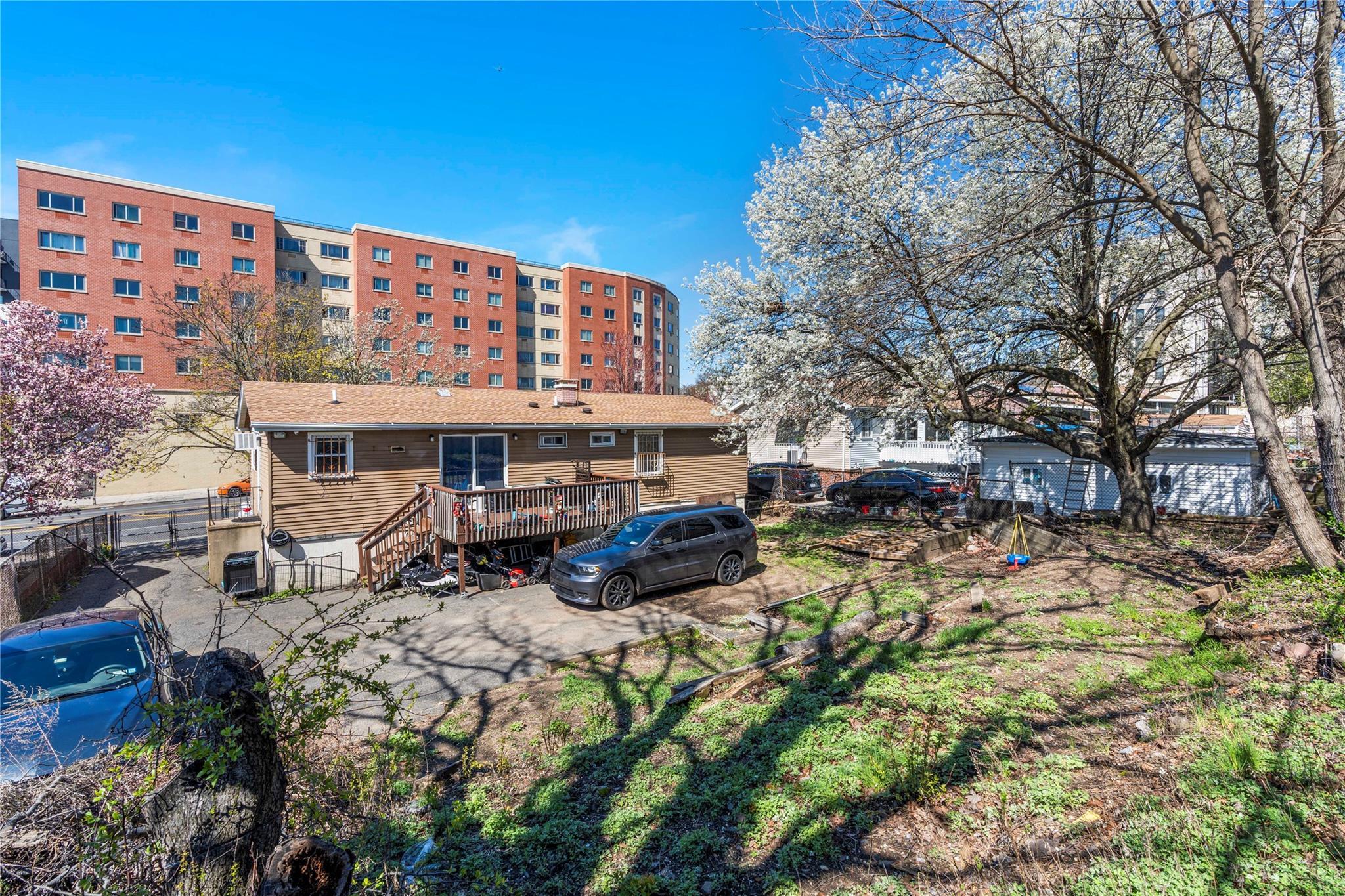 Single Family Louis Nine  Bronx, NY 10459, MLS-851407-4