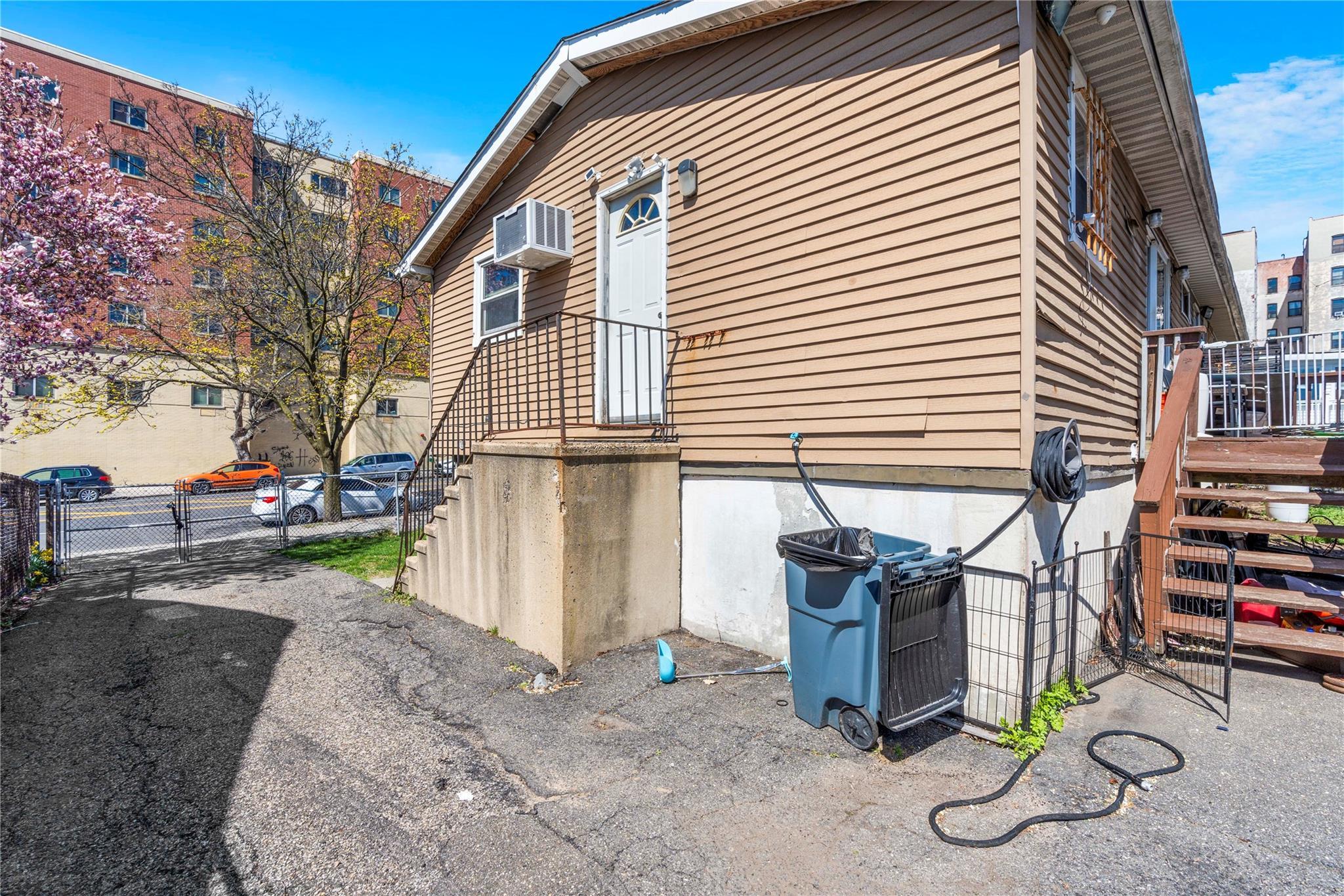 Single Family Louis Nine  Bronx, NY 10459, MLS-851407-9