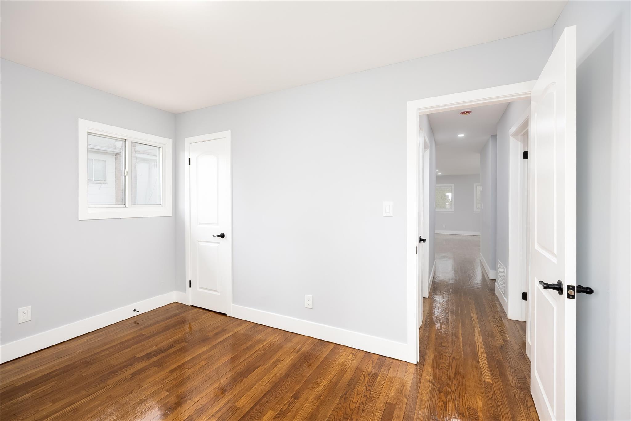 Single Family Catherine  Nassau County, NY 11590, MLS-851415-15