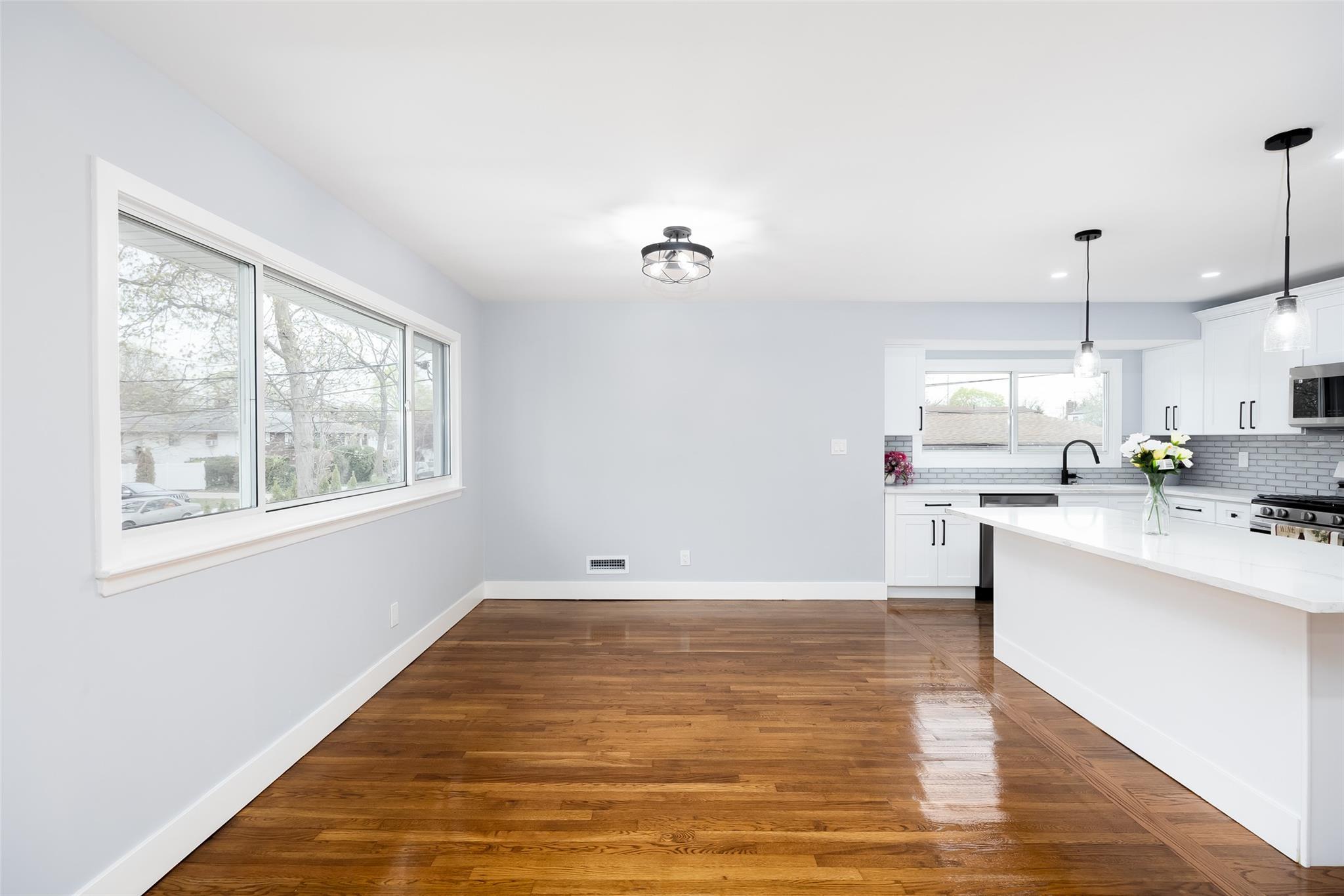 Single Family Catherine  Nassau County, NY 11590, MLS-851415-18