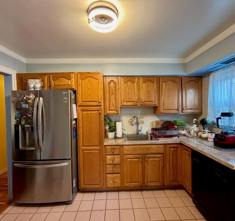 Single Family 250th  Queens, NY 11422, MLS-851445-9