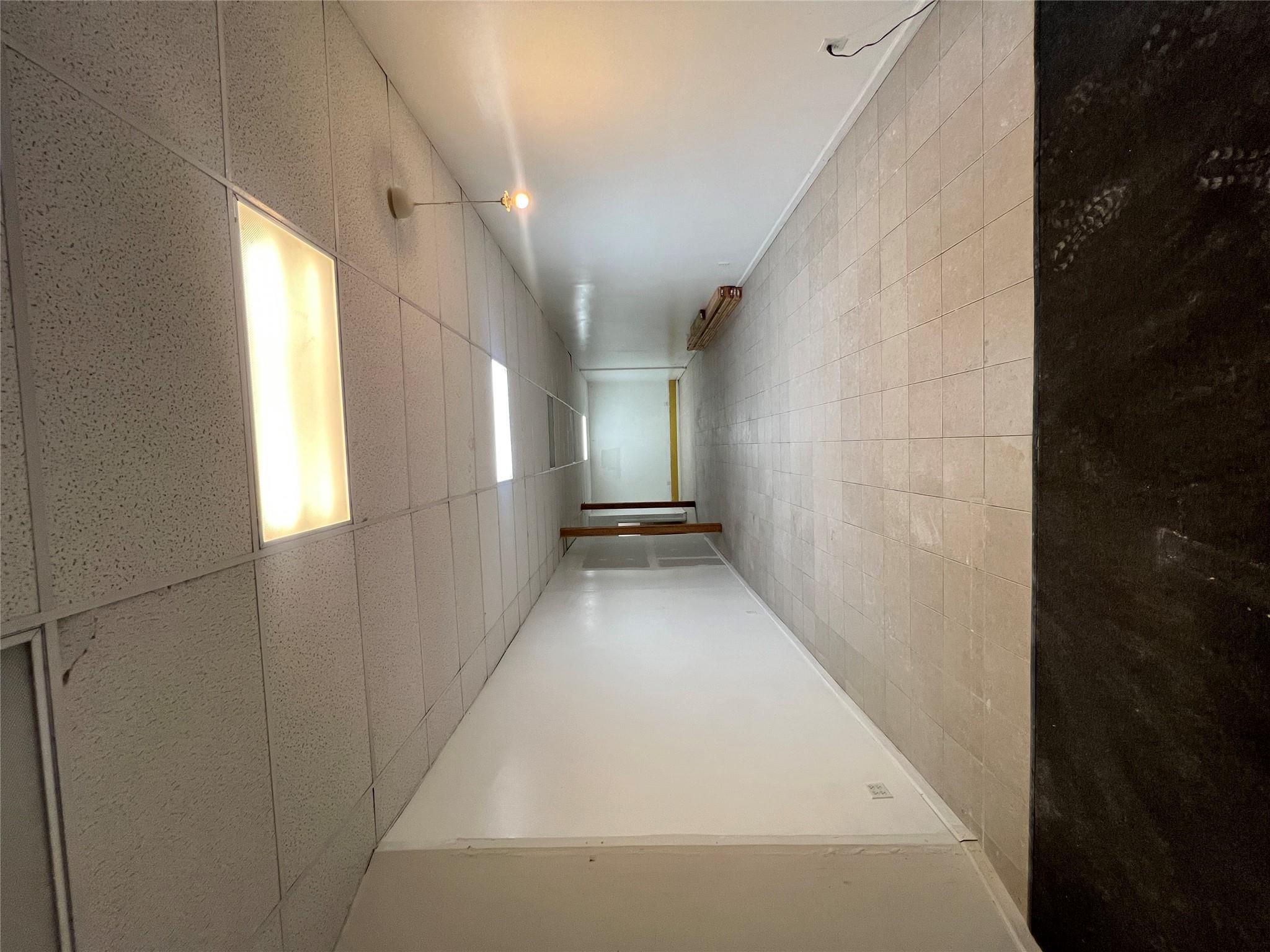 Commercial Lease Guy R Brewer  Queens, NY 11433, MLS-851448-3