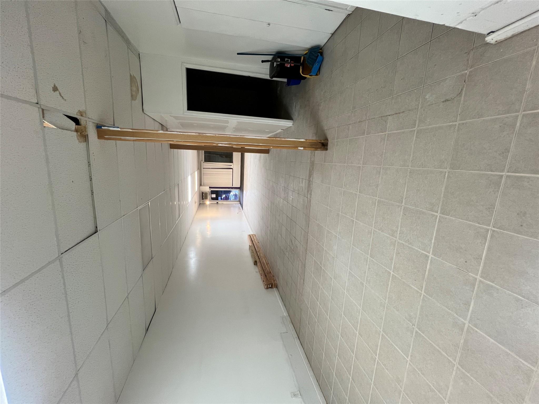 Commercial Lease Guy R Brewer  Queens, NY 11433, MLS-851448-6