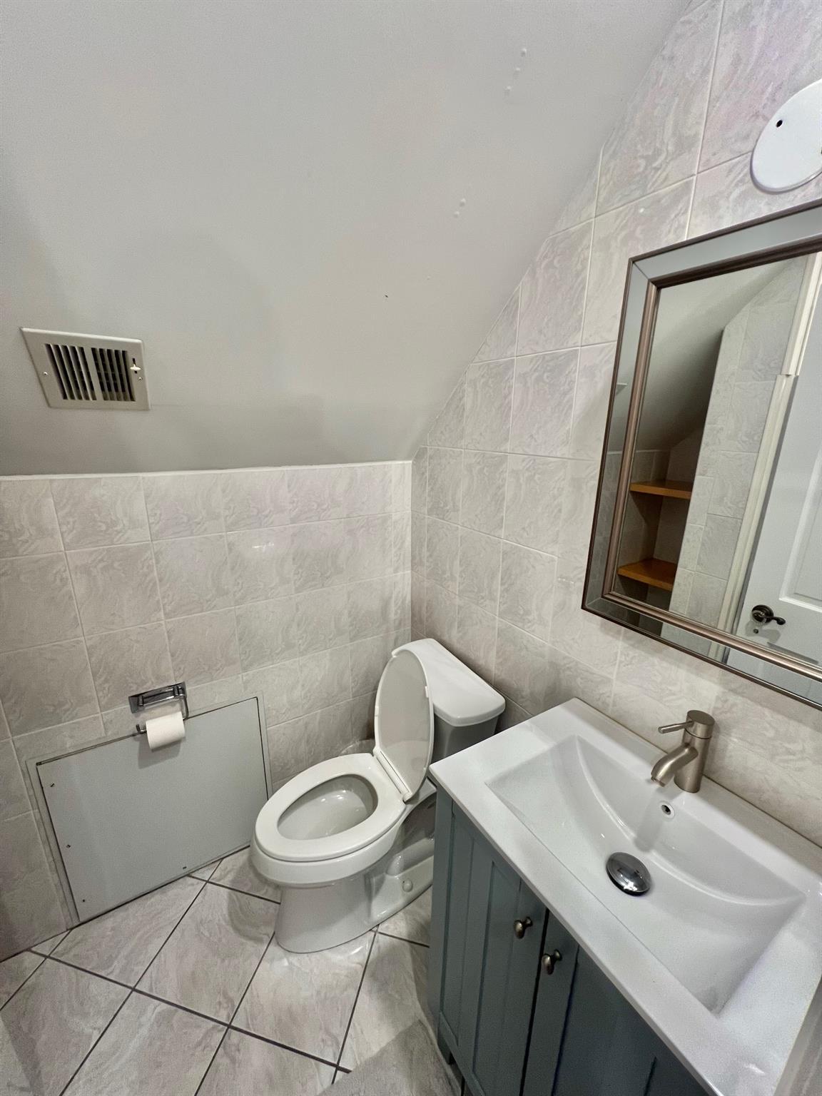 Single Family Mace  Bronx, NY 10469, MLS-851457-13