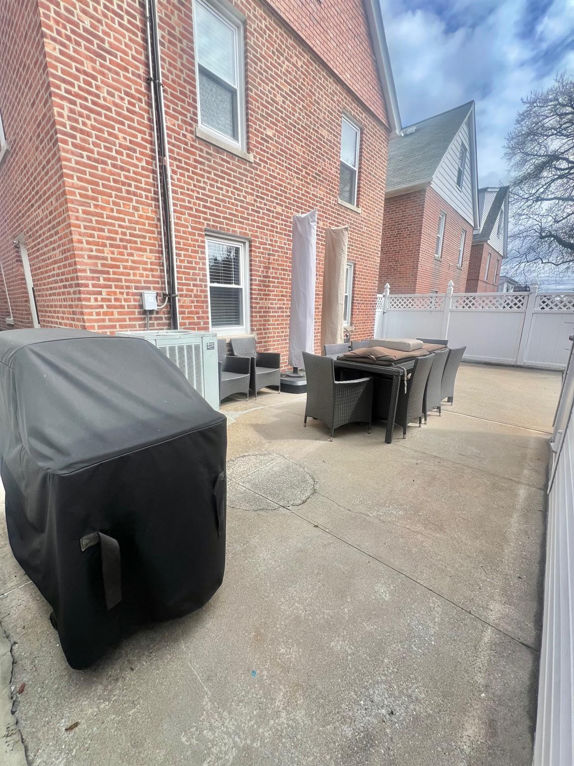 Single Family Mace  Bronx, NY 10469, MLS-851457-21