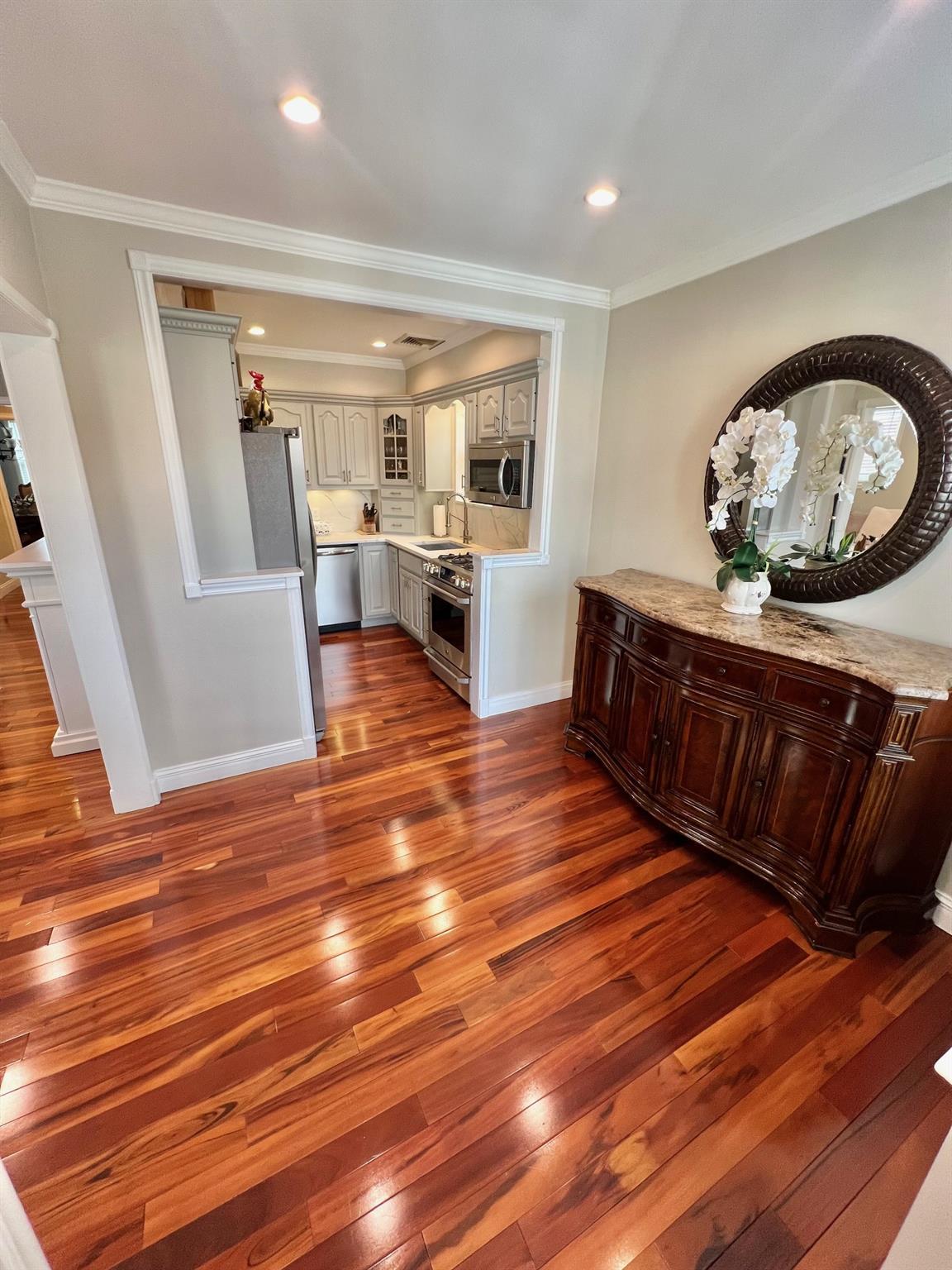 Single Family Mace  Bronx, NY 10469, MLS-851457-3