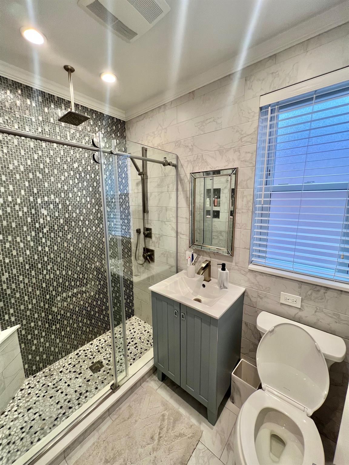 Single Family Mace  Bronx, NY 10469, MLS-851457-5