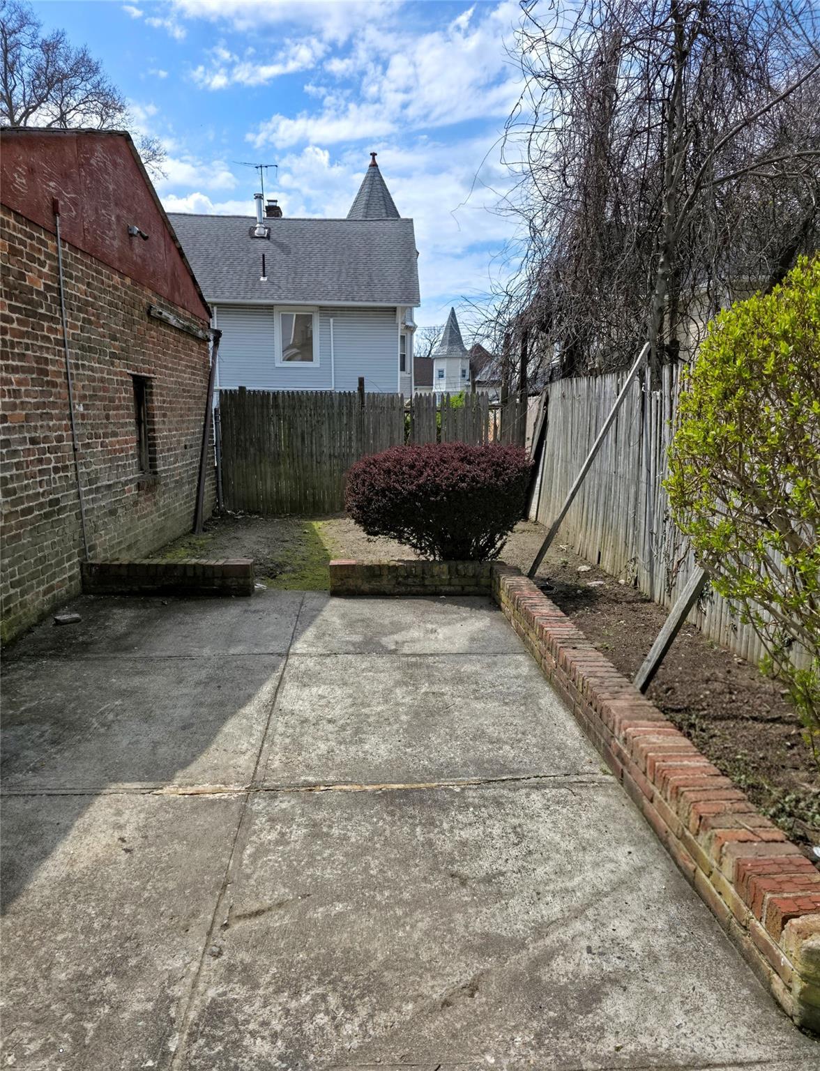 Single Family 9th  Westchester County, NY 10550, MLS-851458-4