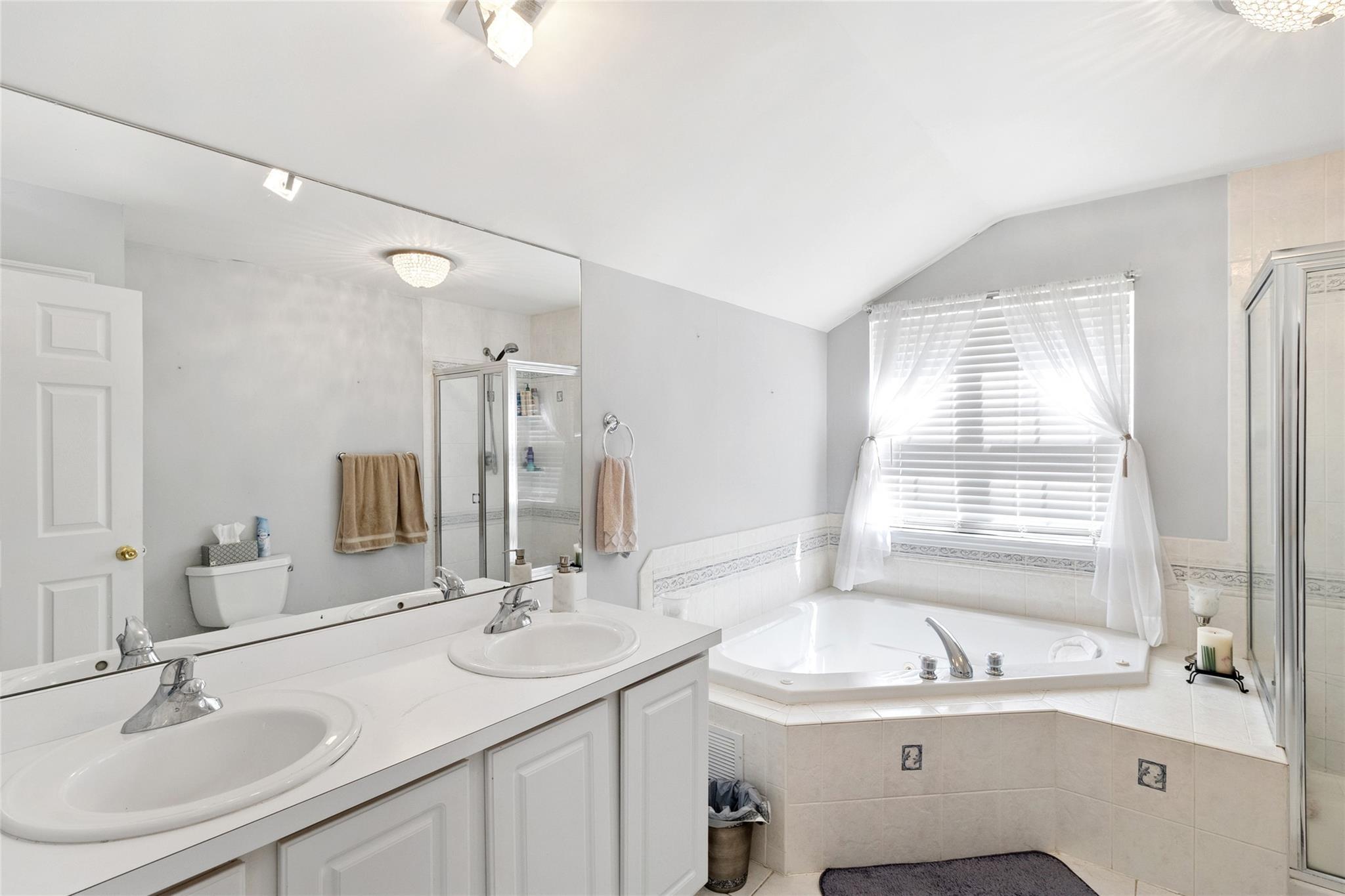 Single Family Queens Road  Suffolk County, NY 11764, MLS-851487-17