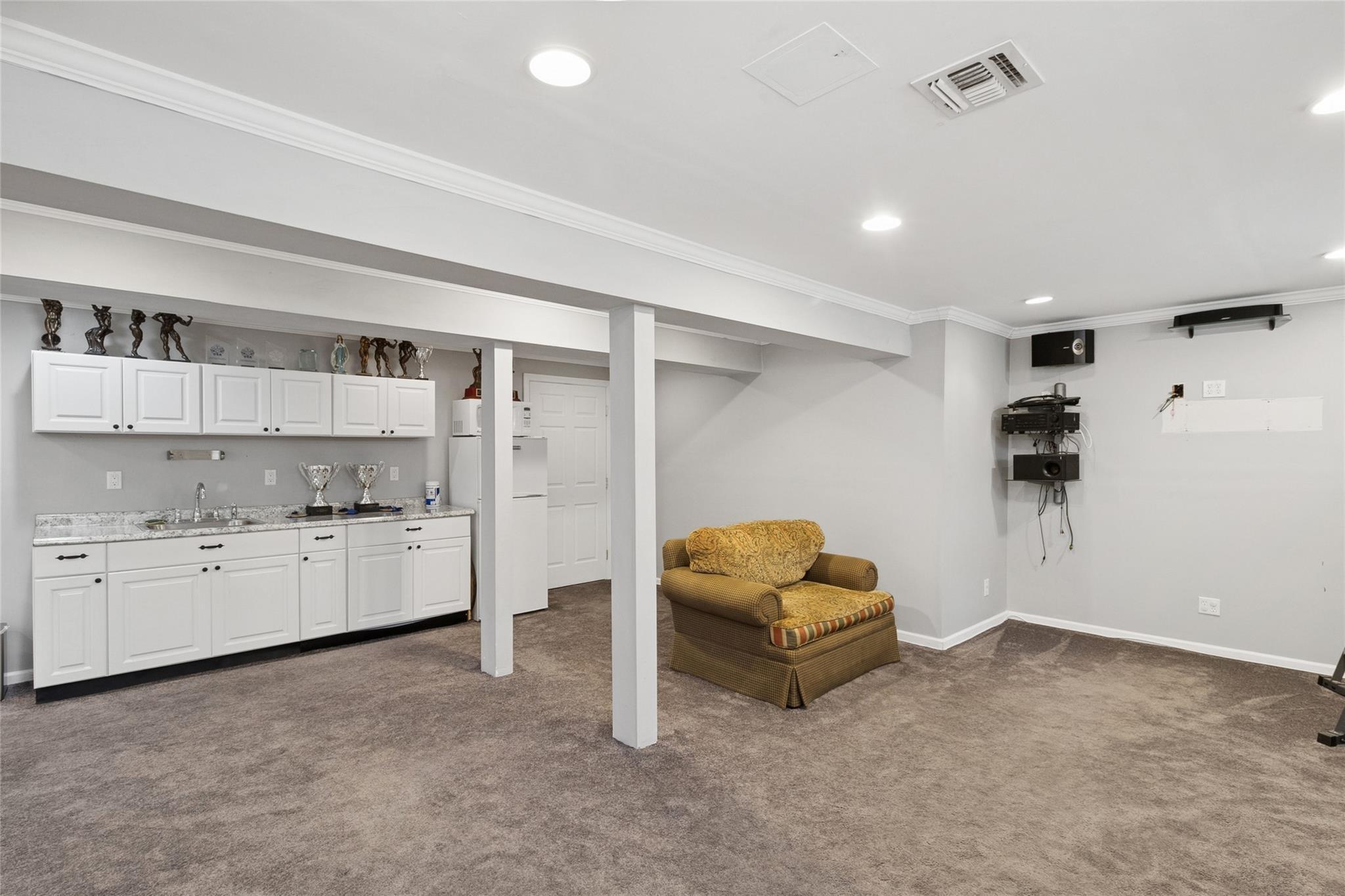 Single Family Queens Road  Suffolk County, NY 11764, MLS-851487-19