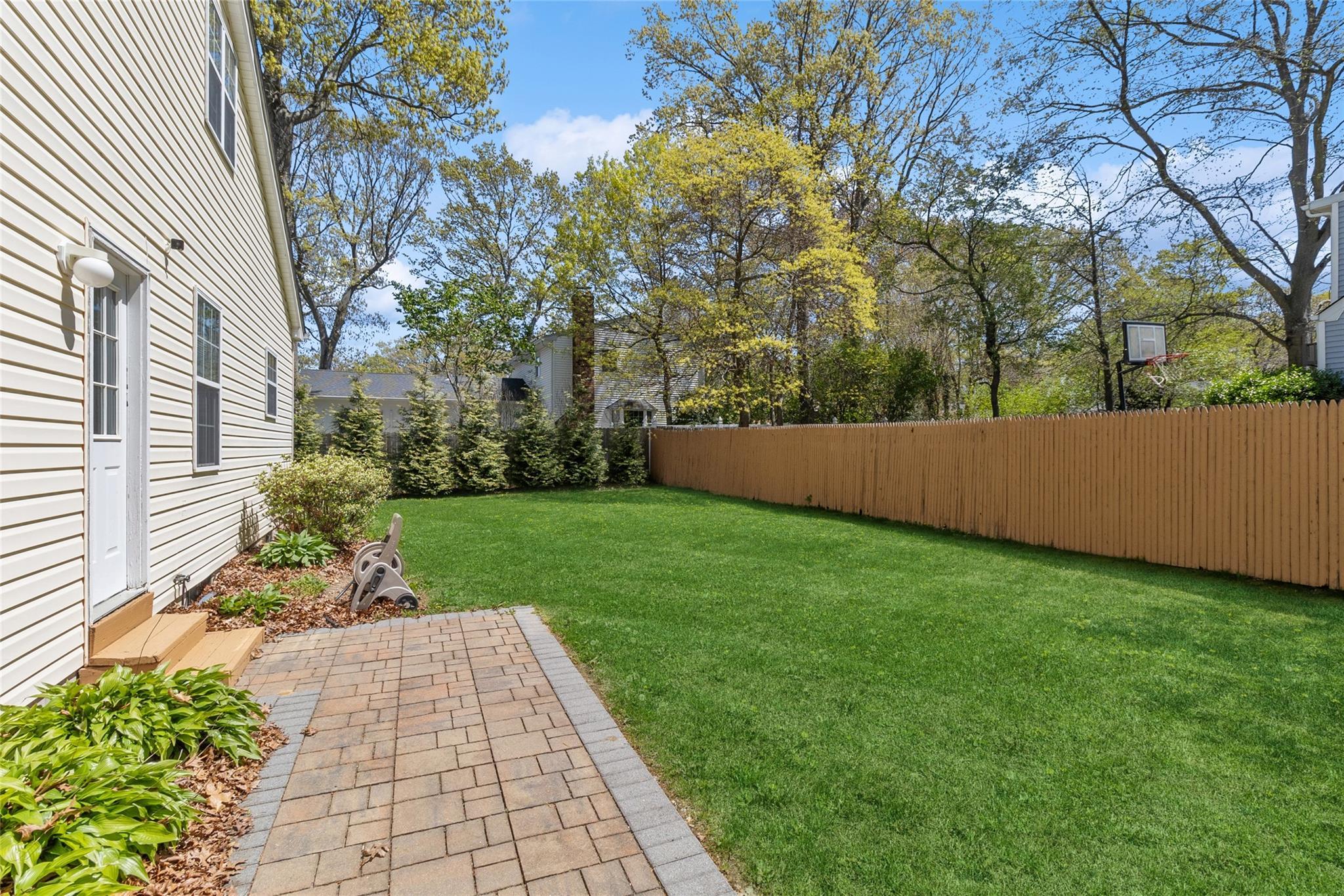 Single Family Queens Road  Suffolk County, NY 11764, MLS-851487-24