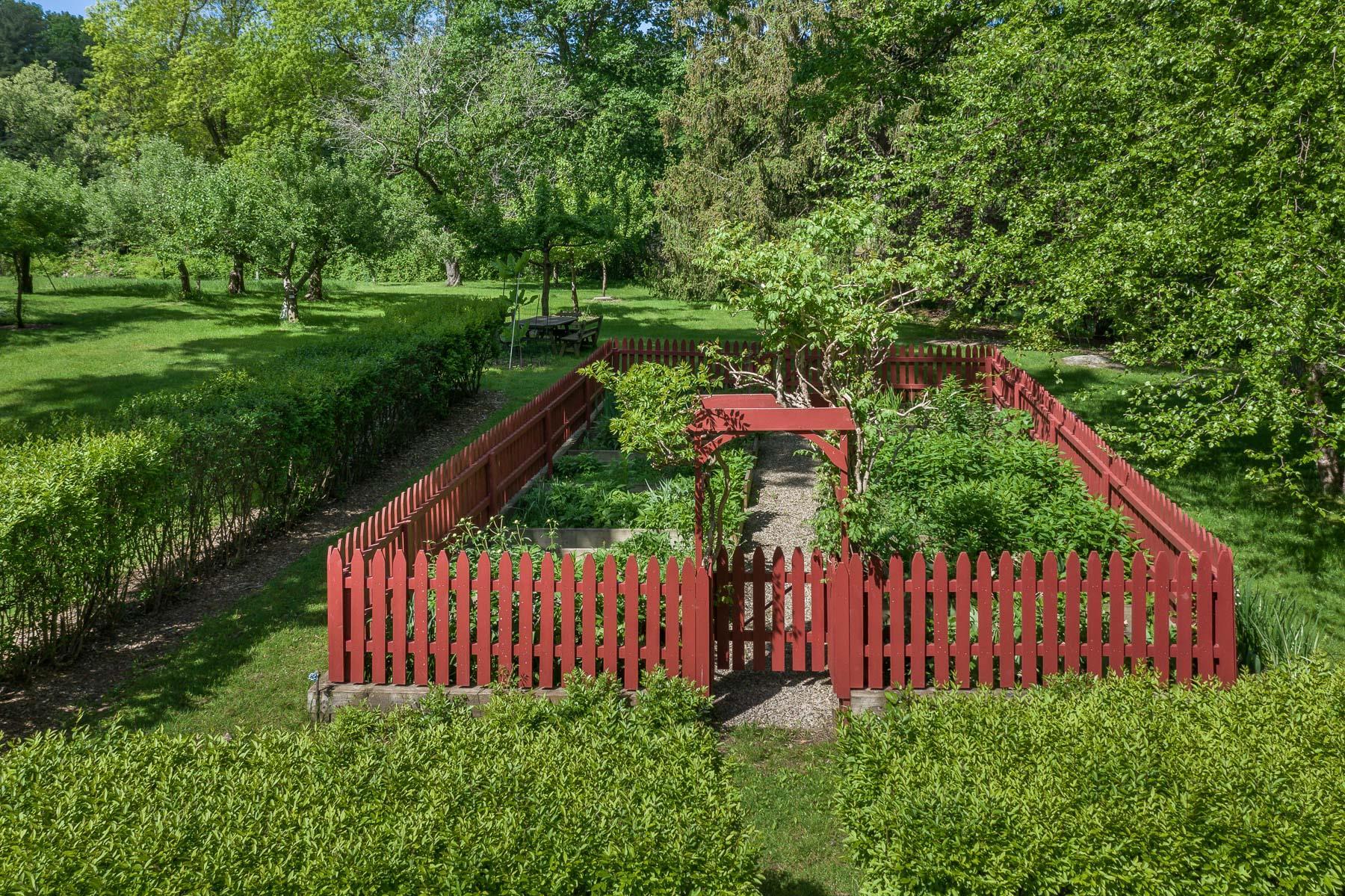 Single Family Croton Dam Westchester County, NY 10562, MLS-851488-39