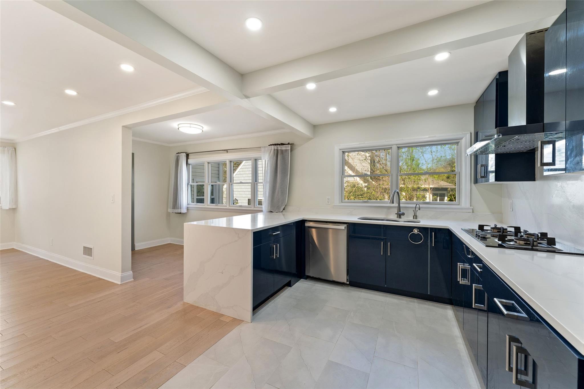Single Family Benedict  Westchester County, NY 10591, MLS-851495-7