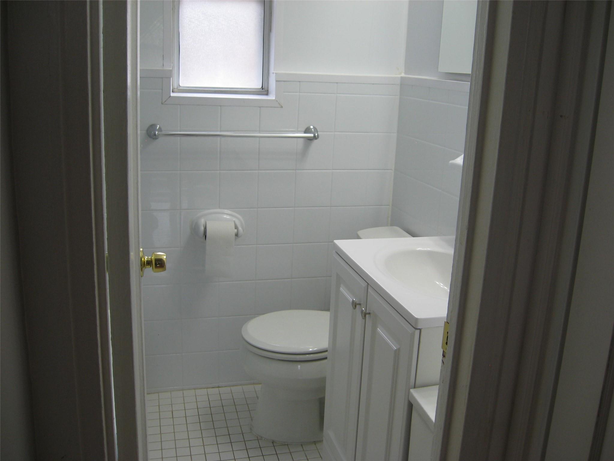 Apartment 75th  Queens, NY 11004, MLS-851508-13