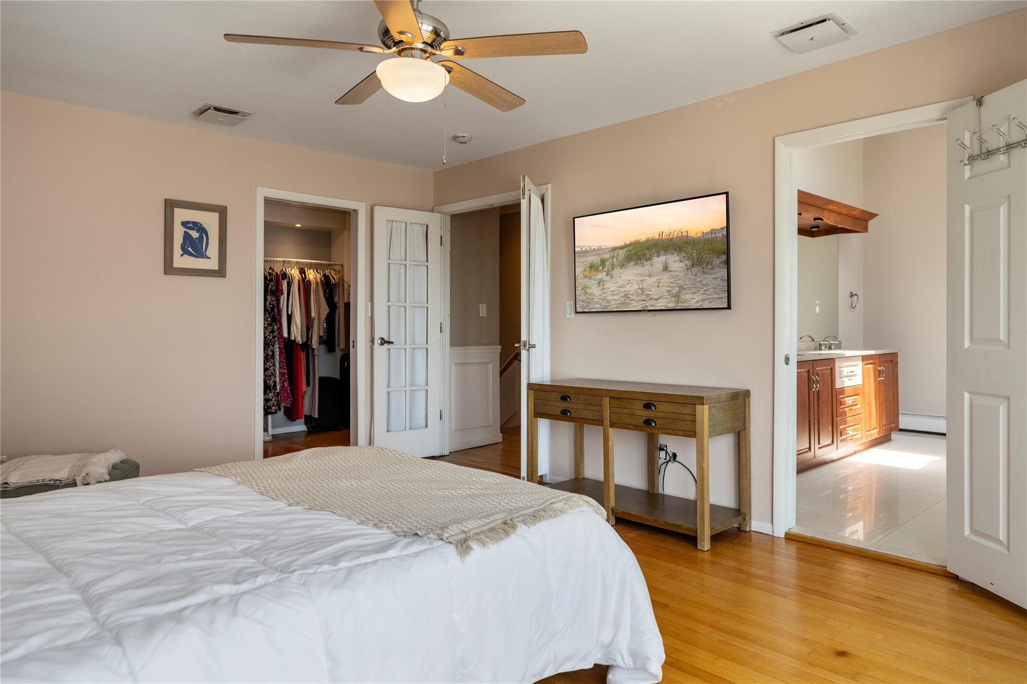 Single Family Viking Suffolk County, NY 11795, MLS-851538-24