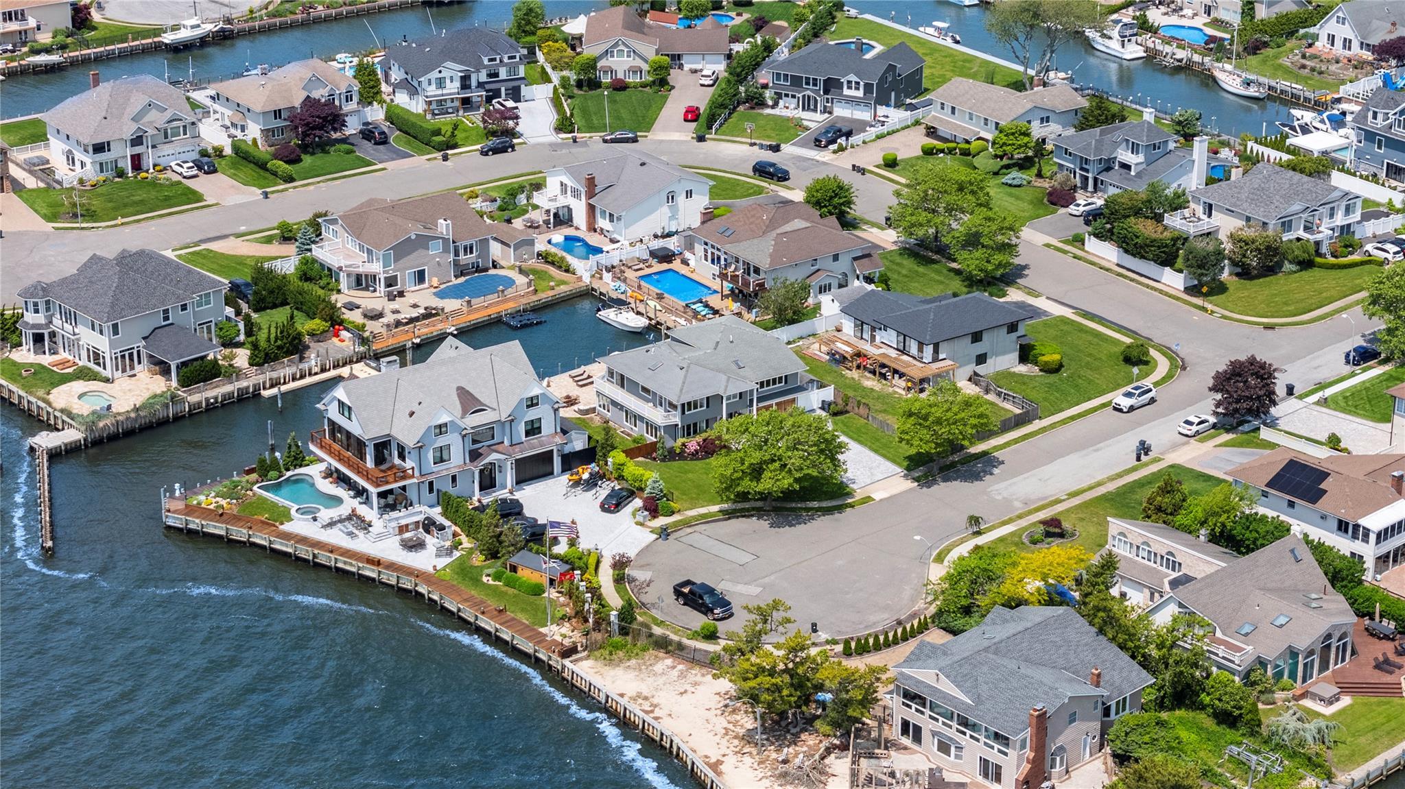 Single Family Viking Suffolk County, NY 11795, MLS-851538-4