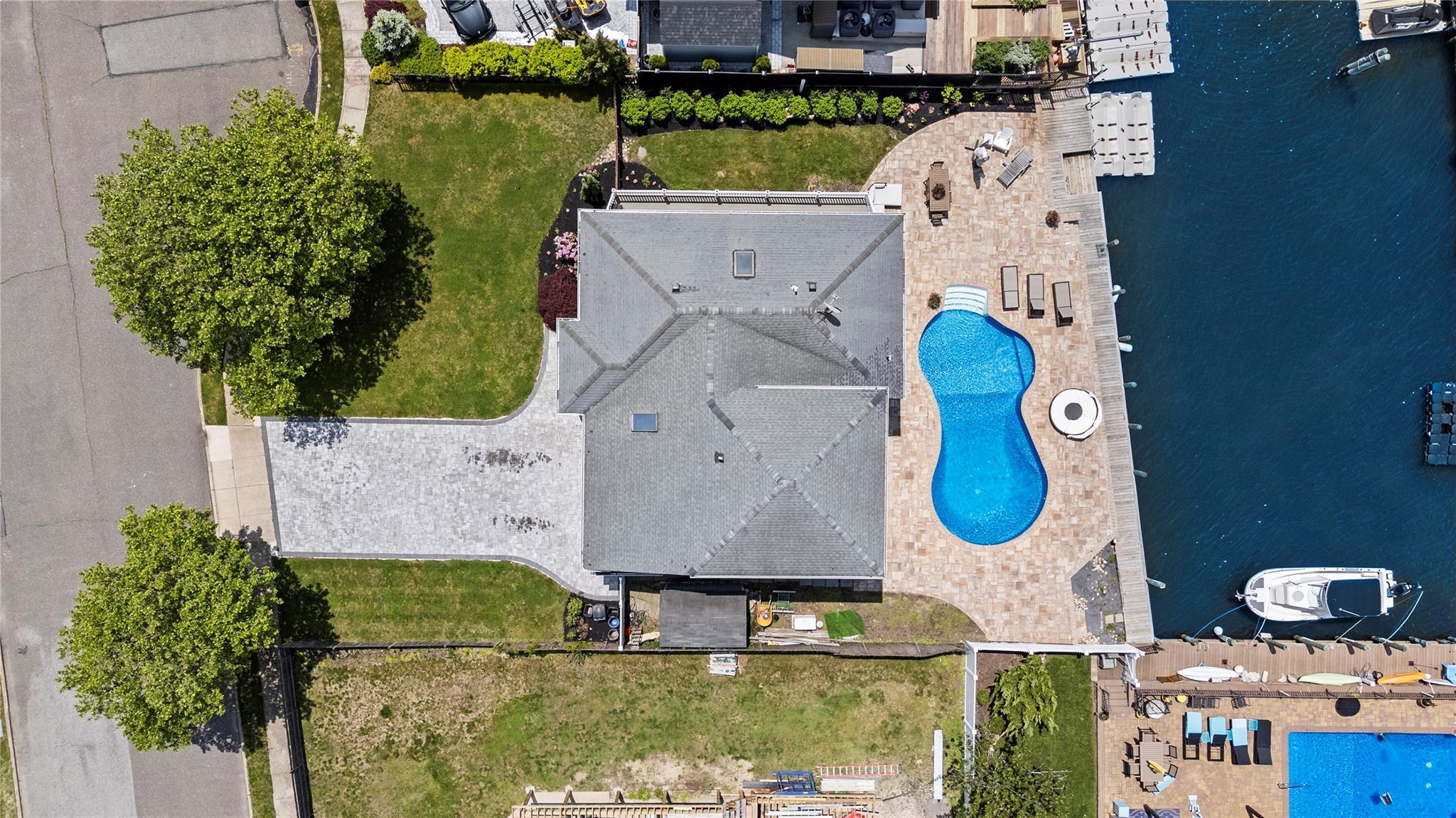 Single Family Viking Suffolk County, NY 11795, MLS-851538-44