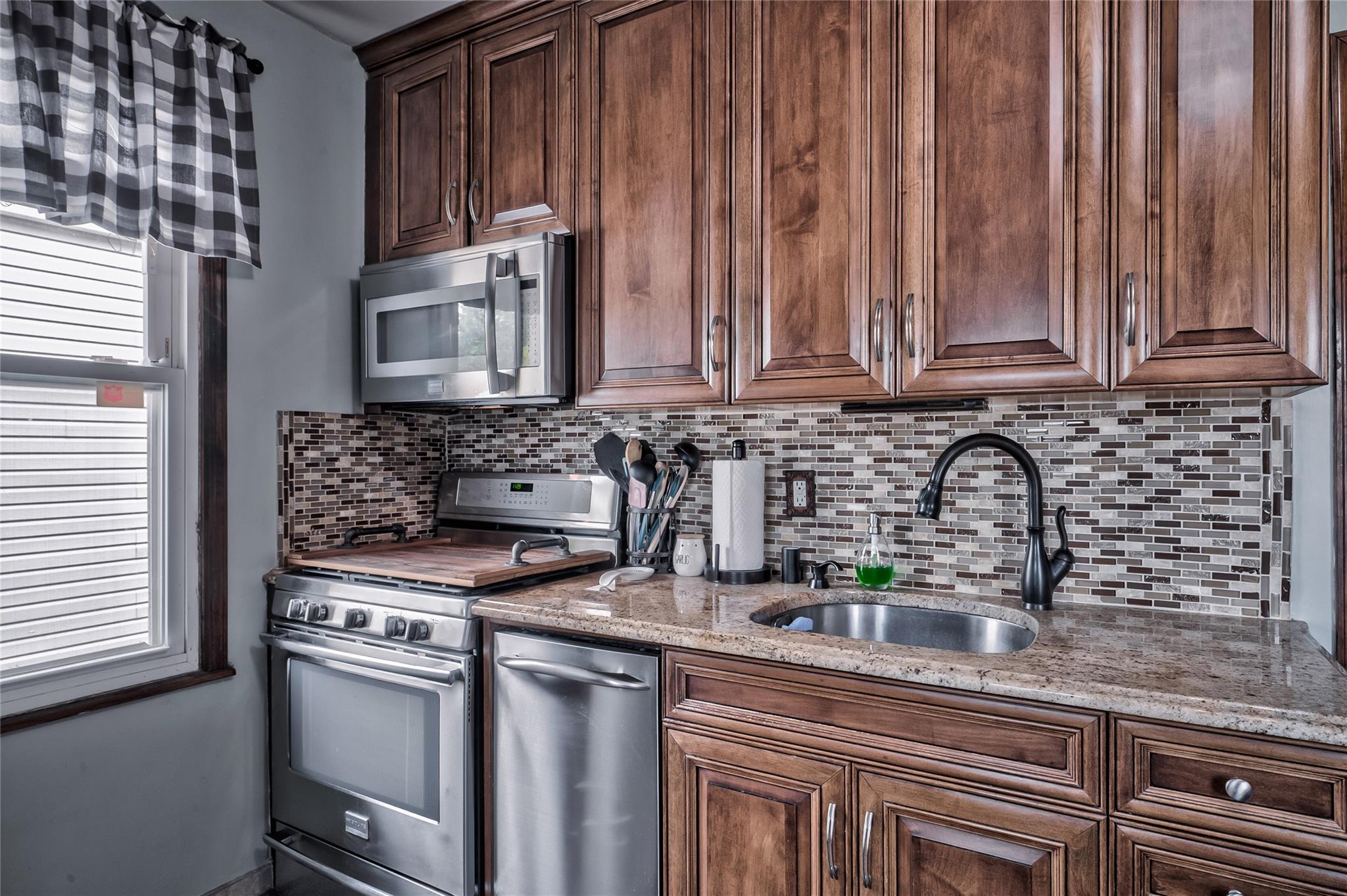 Single Family 79th  Queens, NY 11379, MLS-851552-11