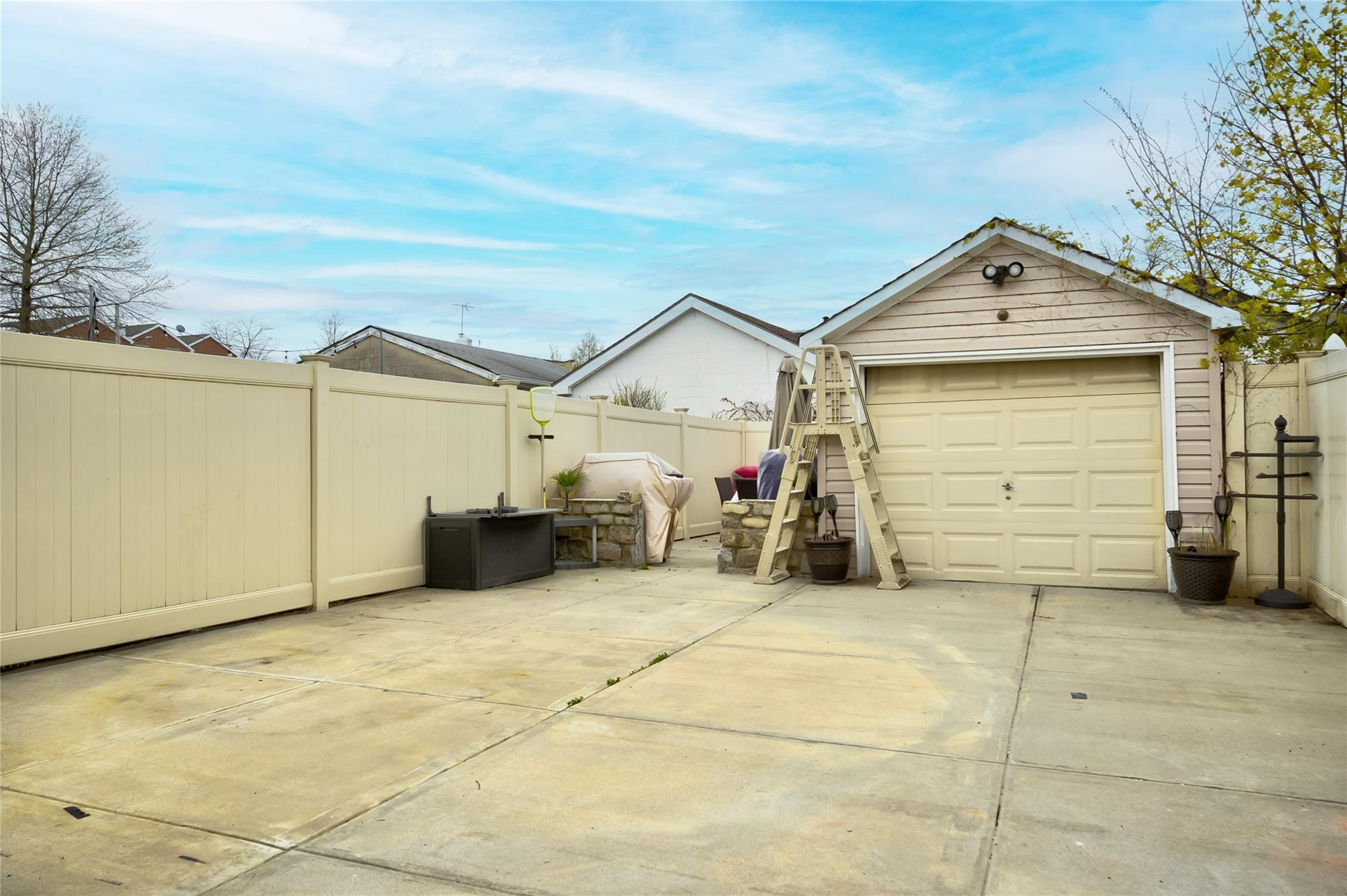Single Family 79th  Queens, NY 11379, MLS-851552-23