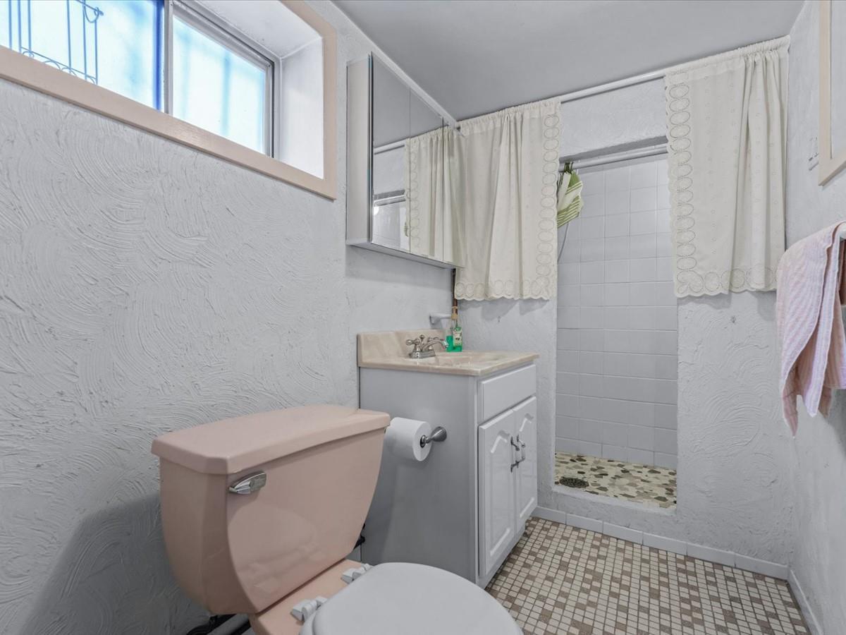 Single Family 188th  Queens, NY 11365, MLS-851566-16
