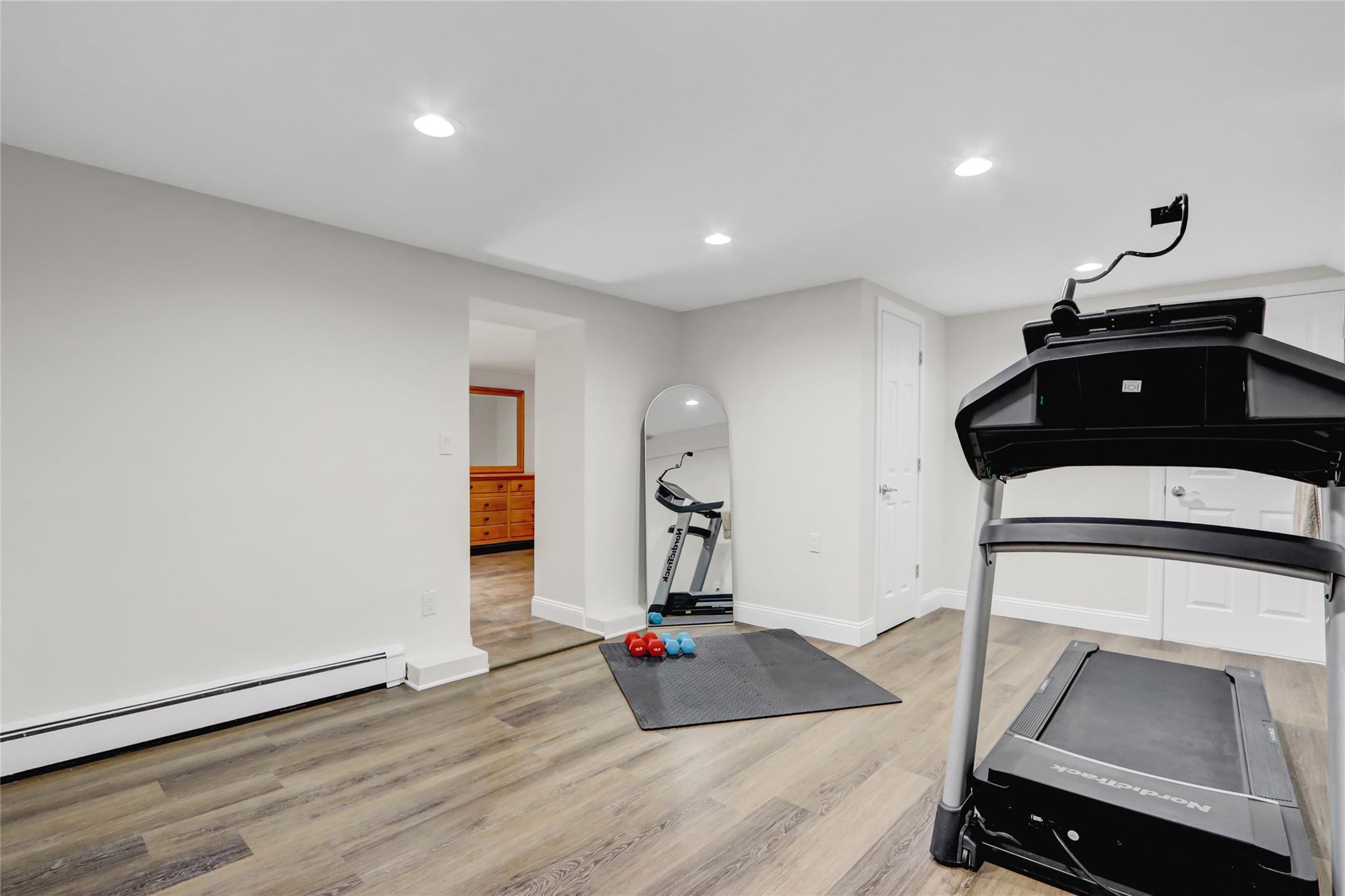 Single Family Bread And Cheese Hollow  Suffolk County, NY 11768, MLS-851570-26