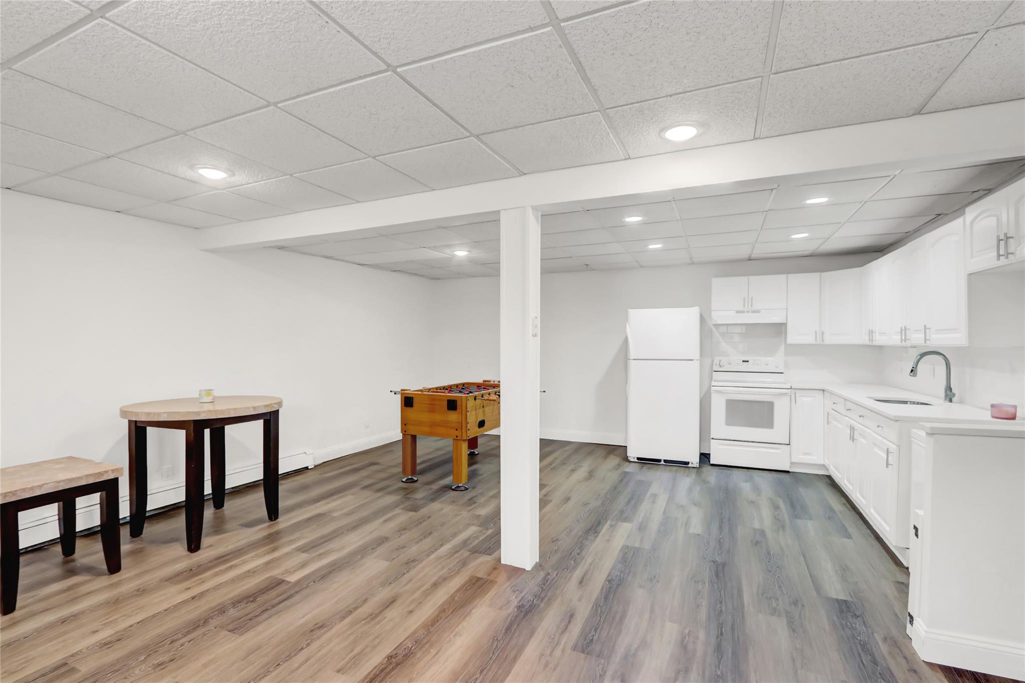 Single Family Bread And Cheese Hollow  Suffolk County, NY 11768, MLS-851570-29