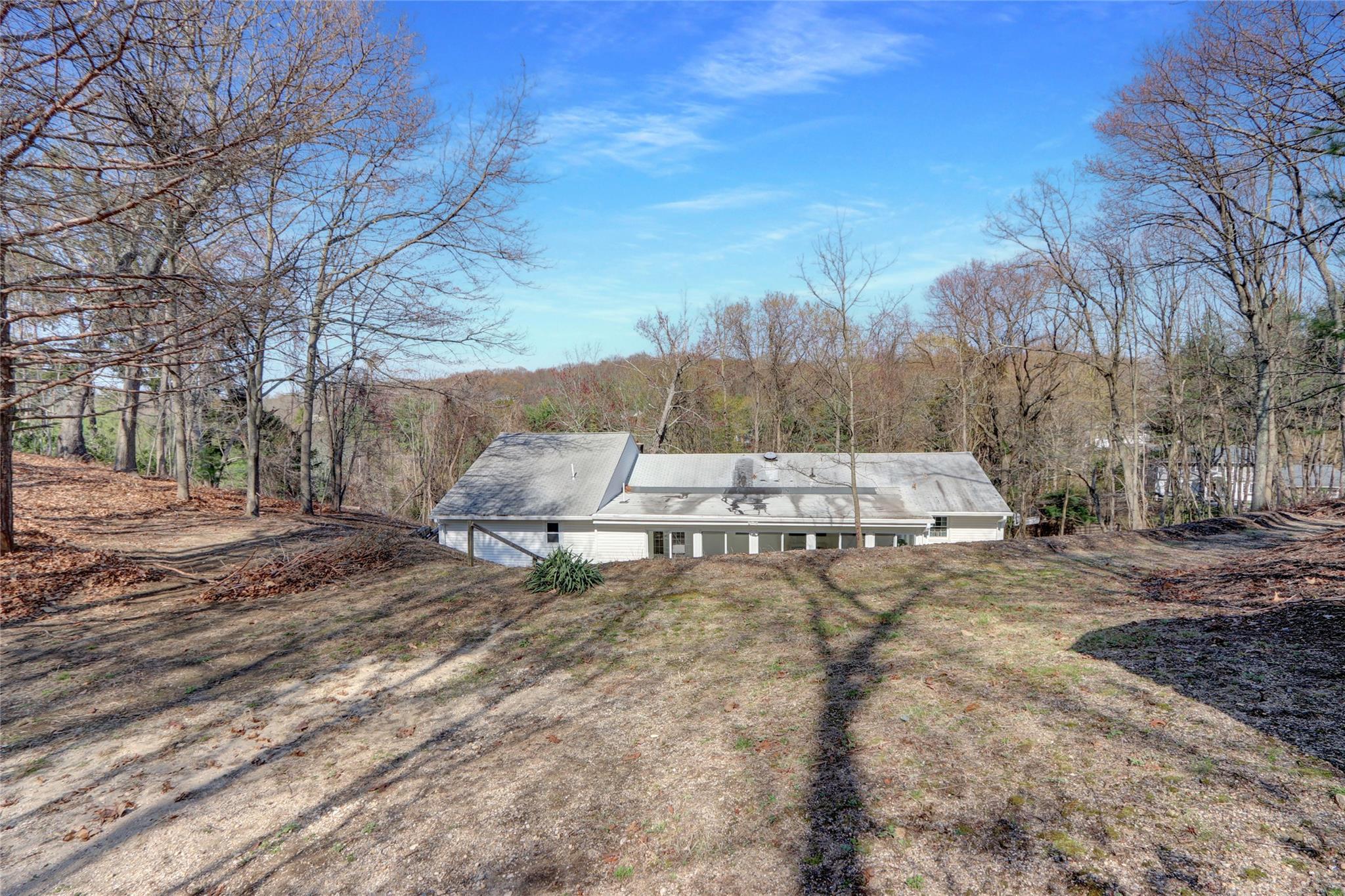 Single Family Bread And Cheese Hollow  Suffolk County, NY 11768, MLS-851570-36