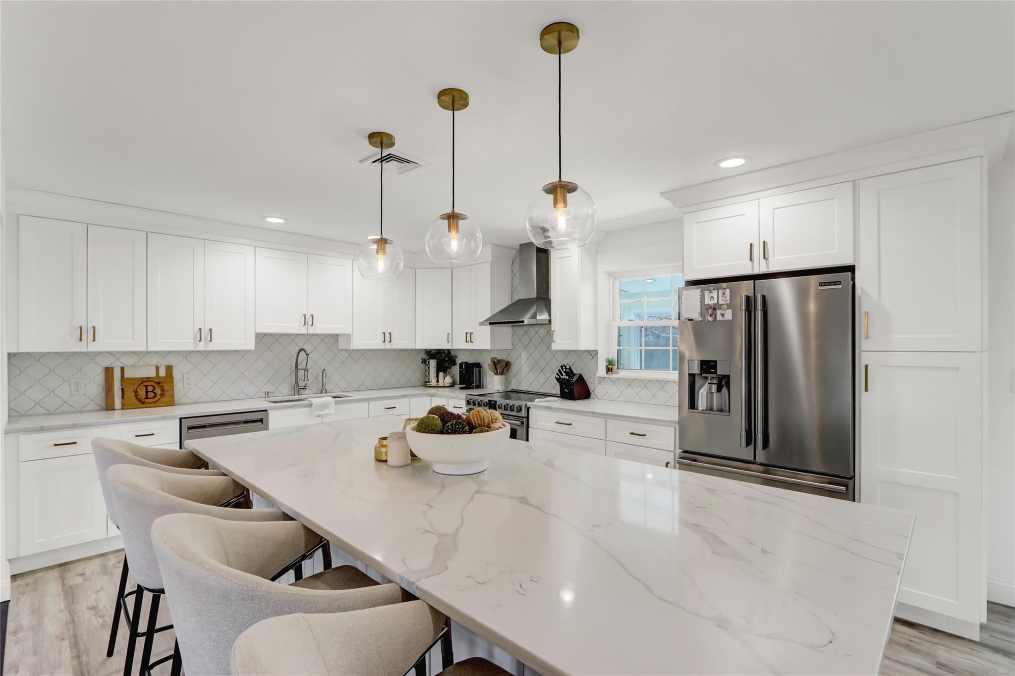 Single Family Bread And Cheese Hollow  Suffolk County, NY 11768, MLS-851570-8