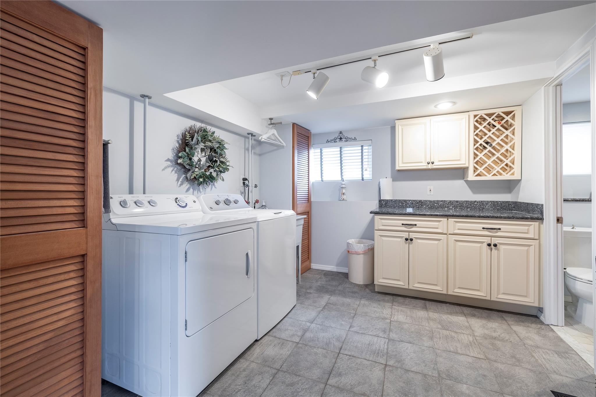 Single Family Nassau  Nassau County, NY 11520, MLS-851574-19