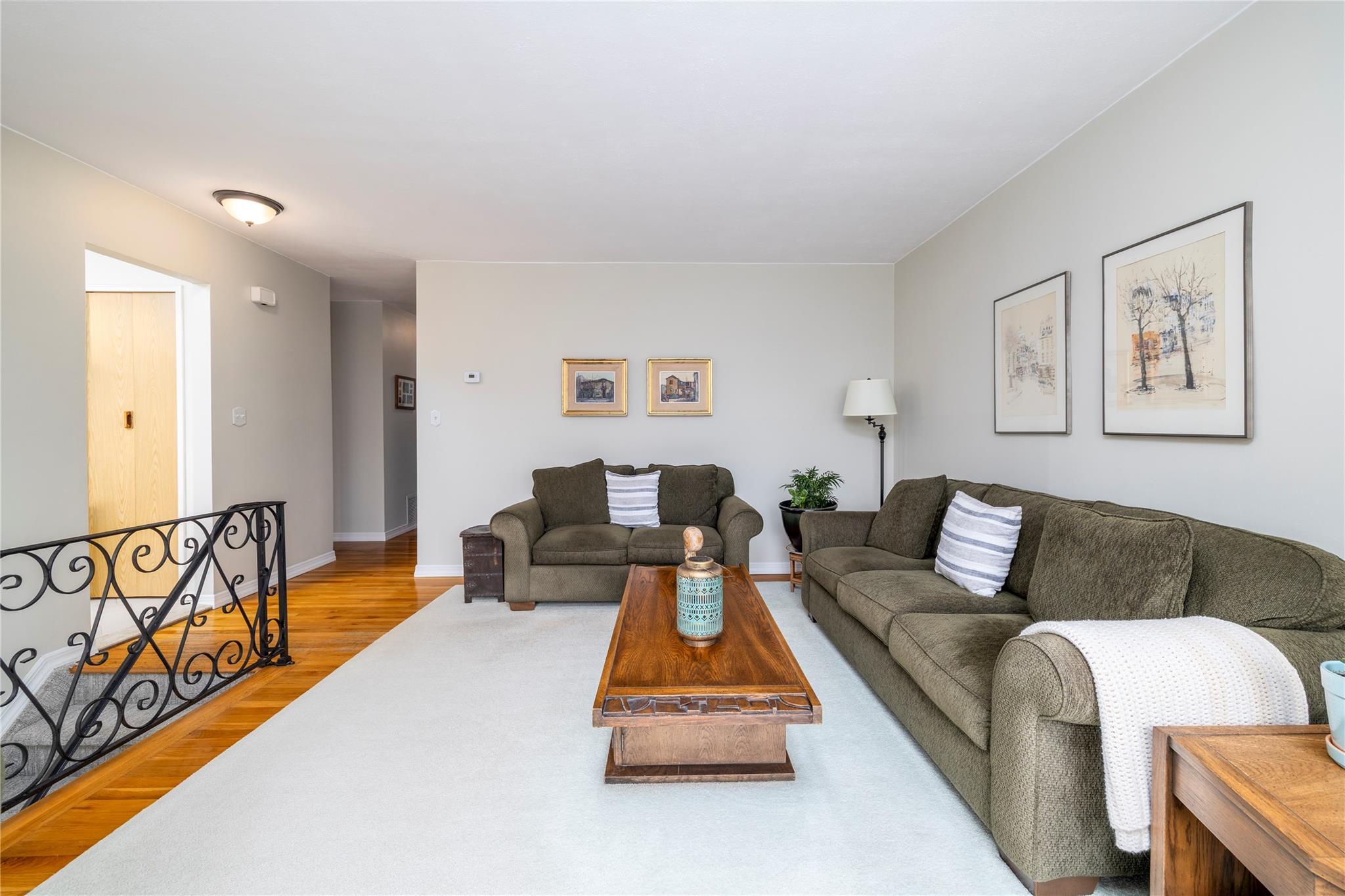 Single Family Nassau  Nassau County, NY 11520, MLS-851574-4