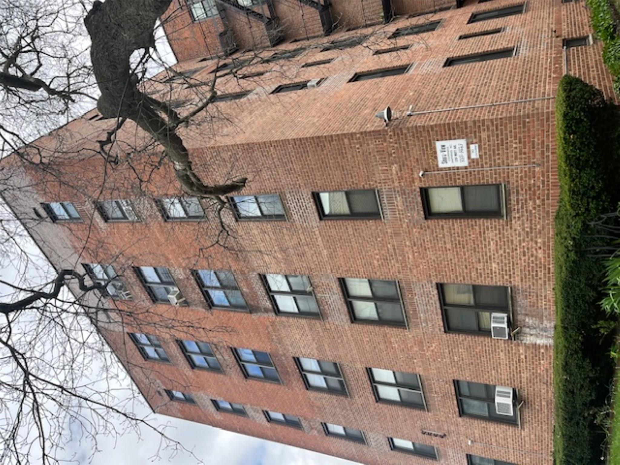 Coop Mott  Brooklyn, NY 11691, MLS-851578-24