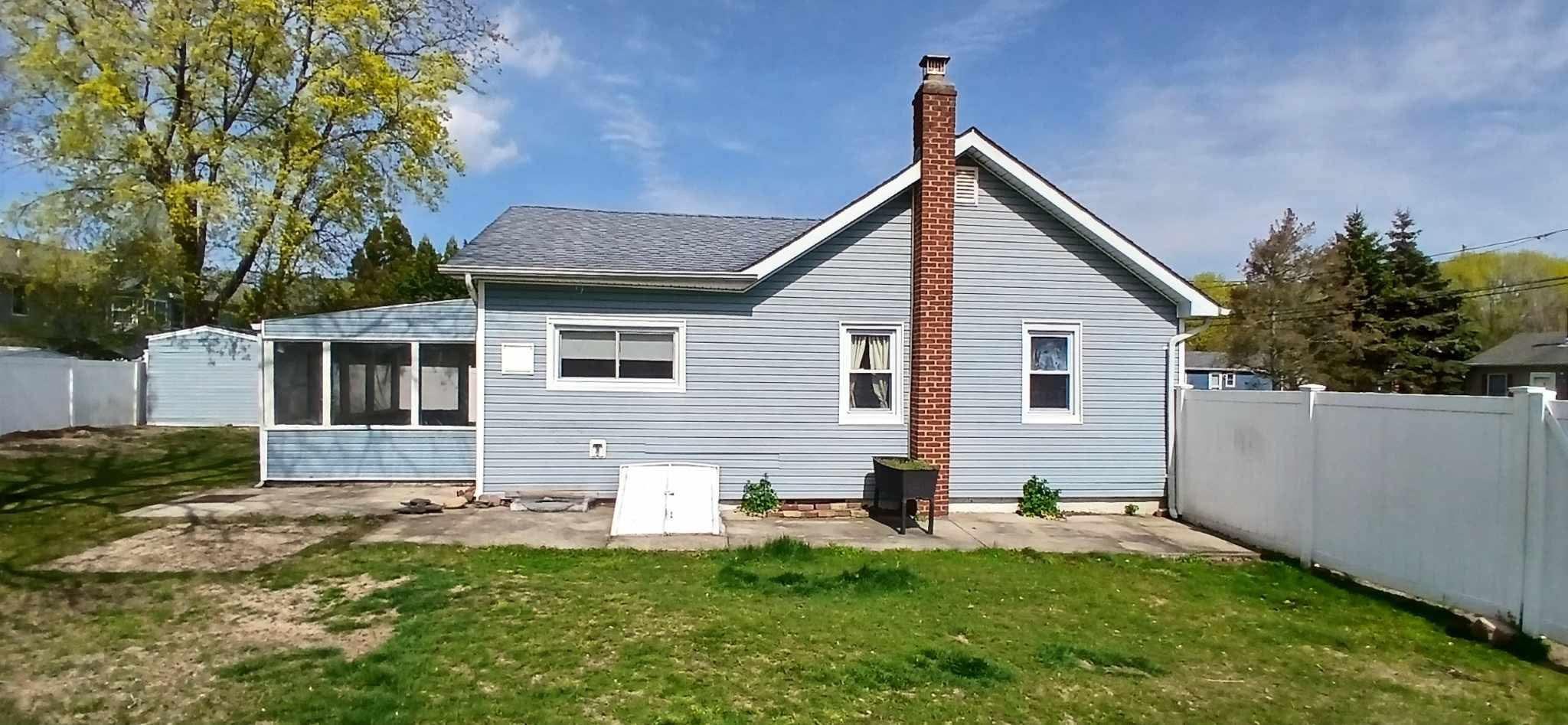 Single Family 16th  Suffolk County, NY 11792, MLS-851581-6