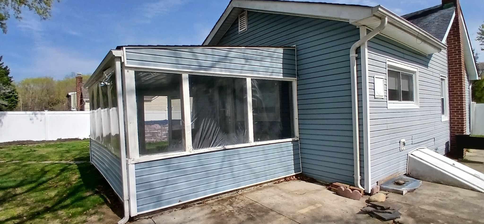 Single Family 16th  Suffolk County, NY 11792, MLS-851581-7