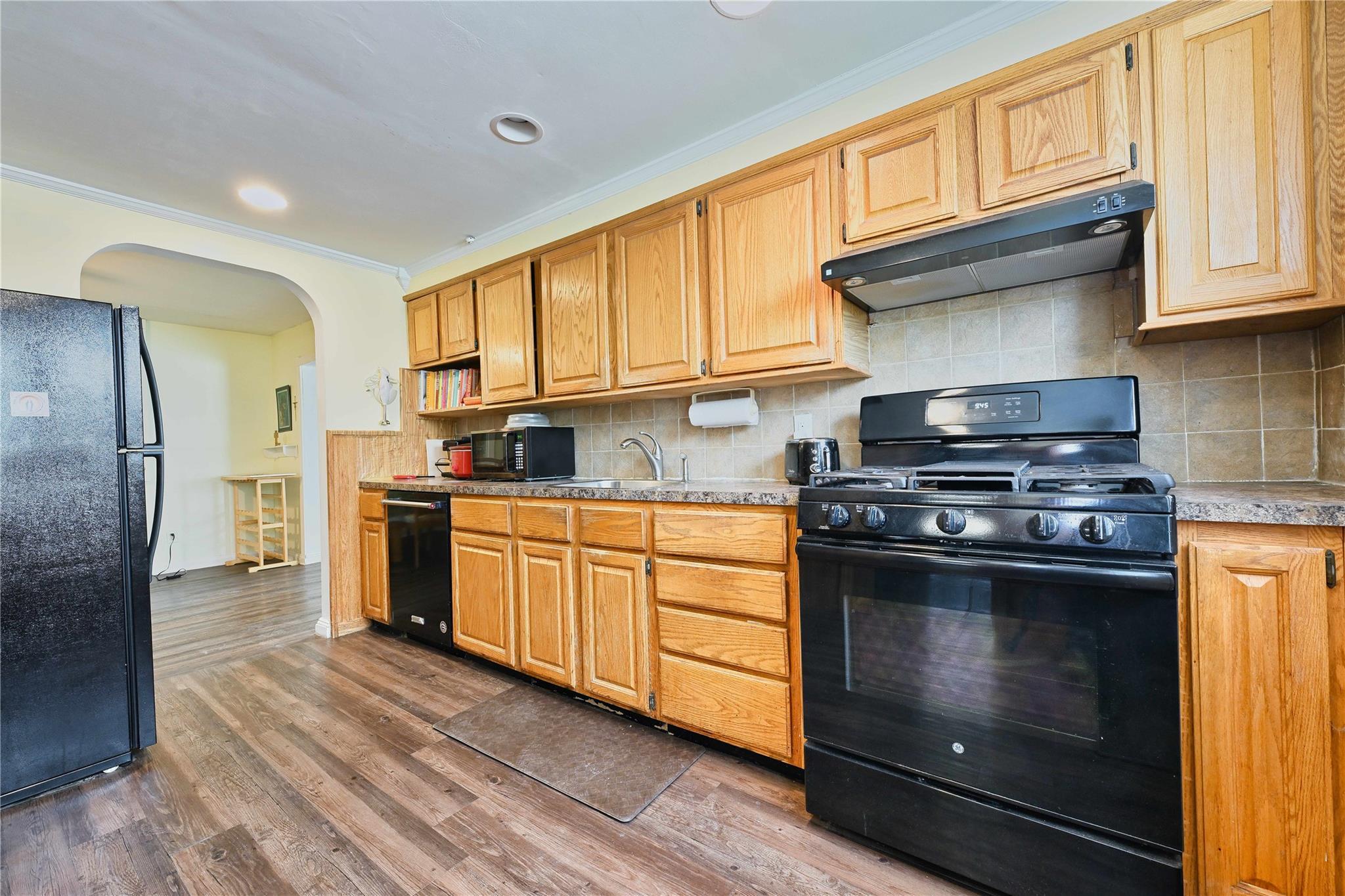 Single Family Jedwood  Nassau County, NY 11581, MLS-851584-16